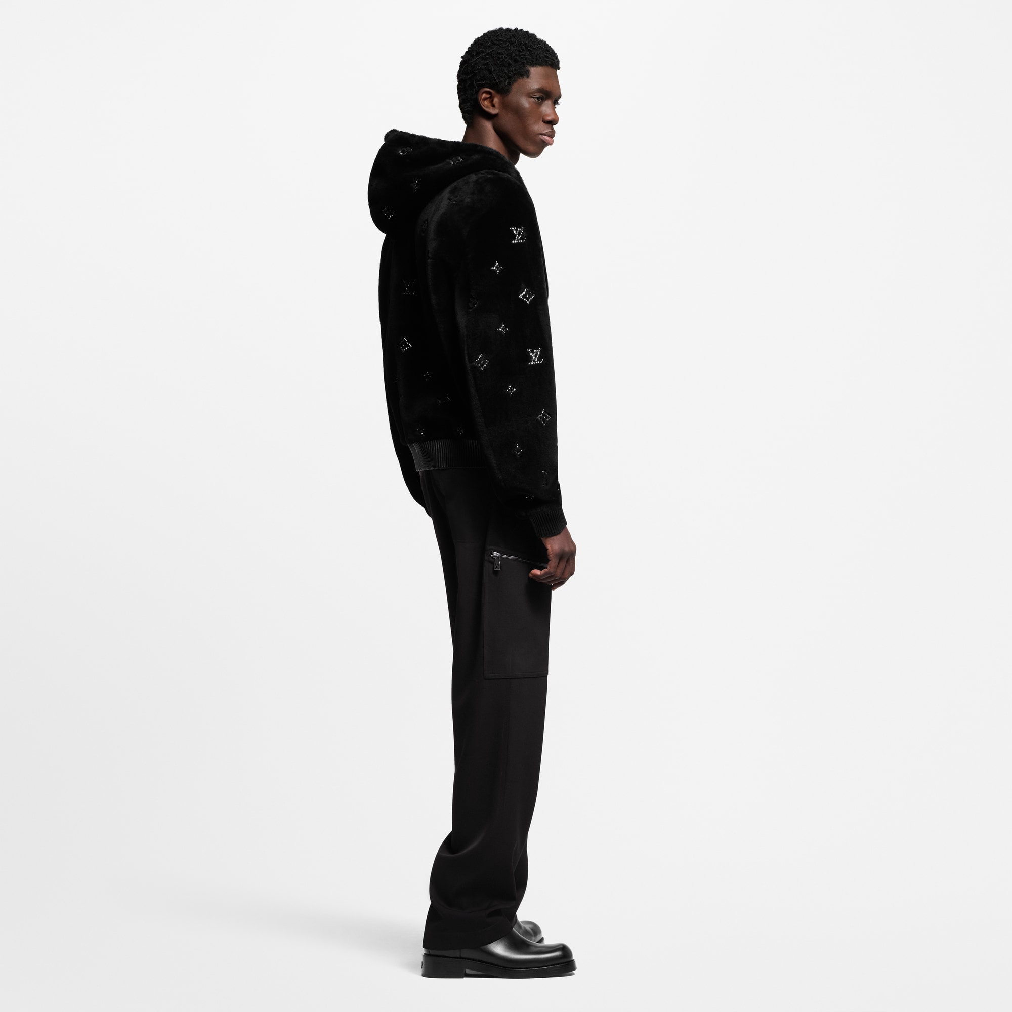 Hoodie mit Lammfell und Monogram  Herren Ready to Wear Vollständige Ready to Wear | LOUIS VUITTON (Zoom)