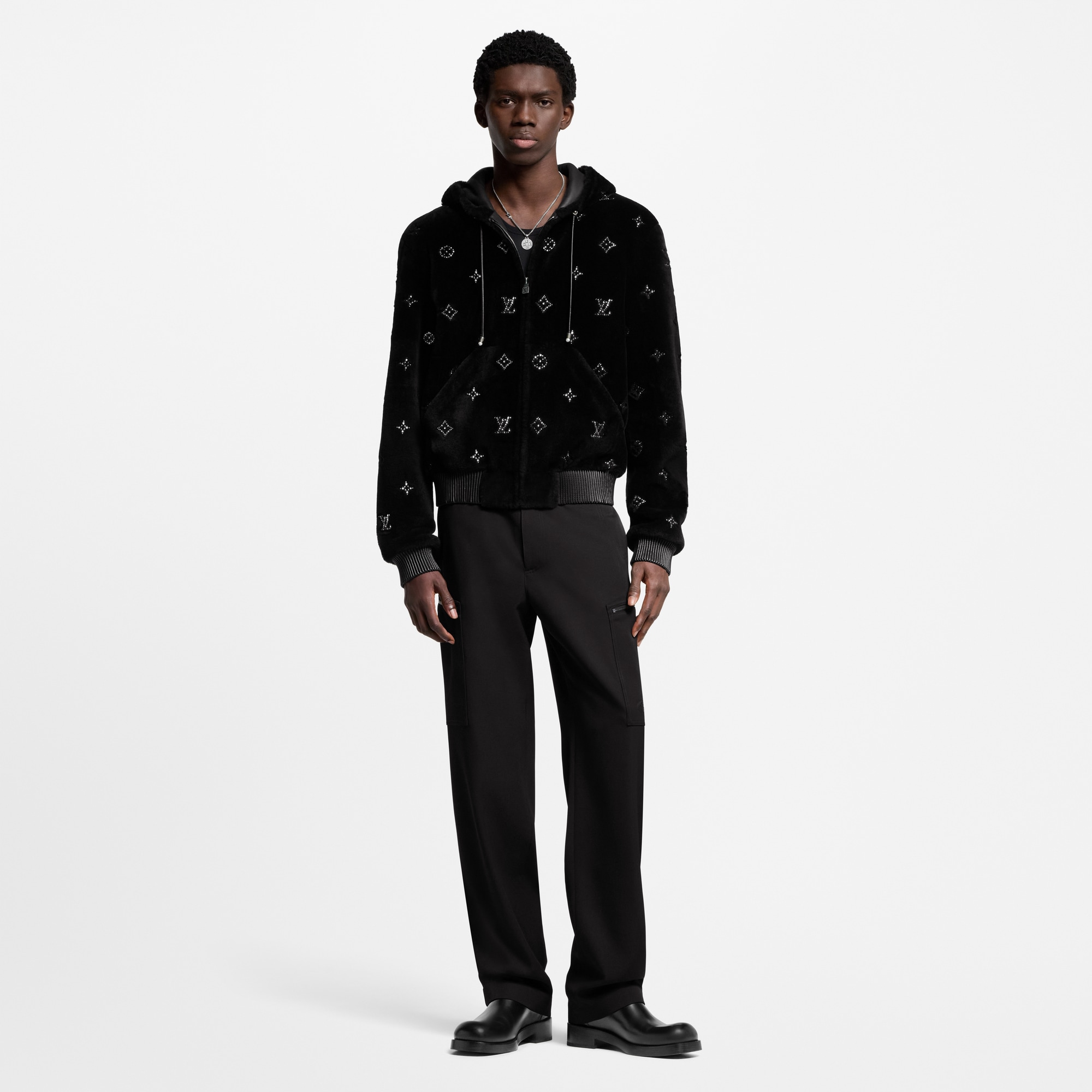 Hoodie mit Lammfell und Monogram  Herren Ready to Wear Vollständige Ready to Wear | LOUIS VUITTON (Zoom)
