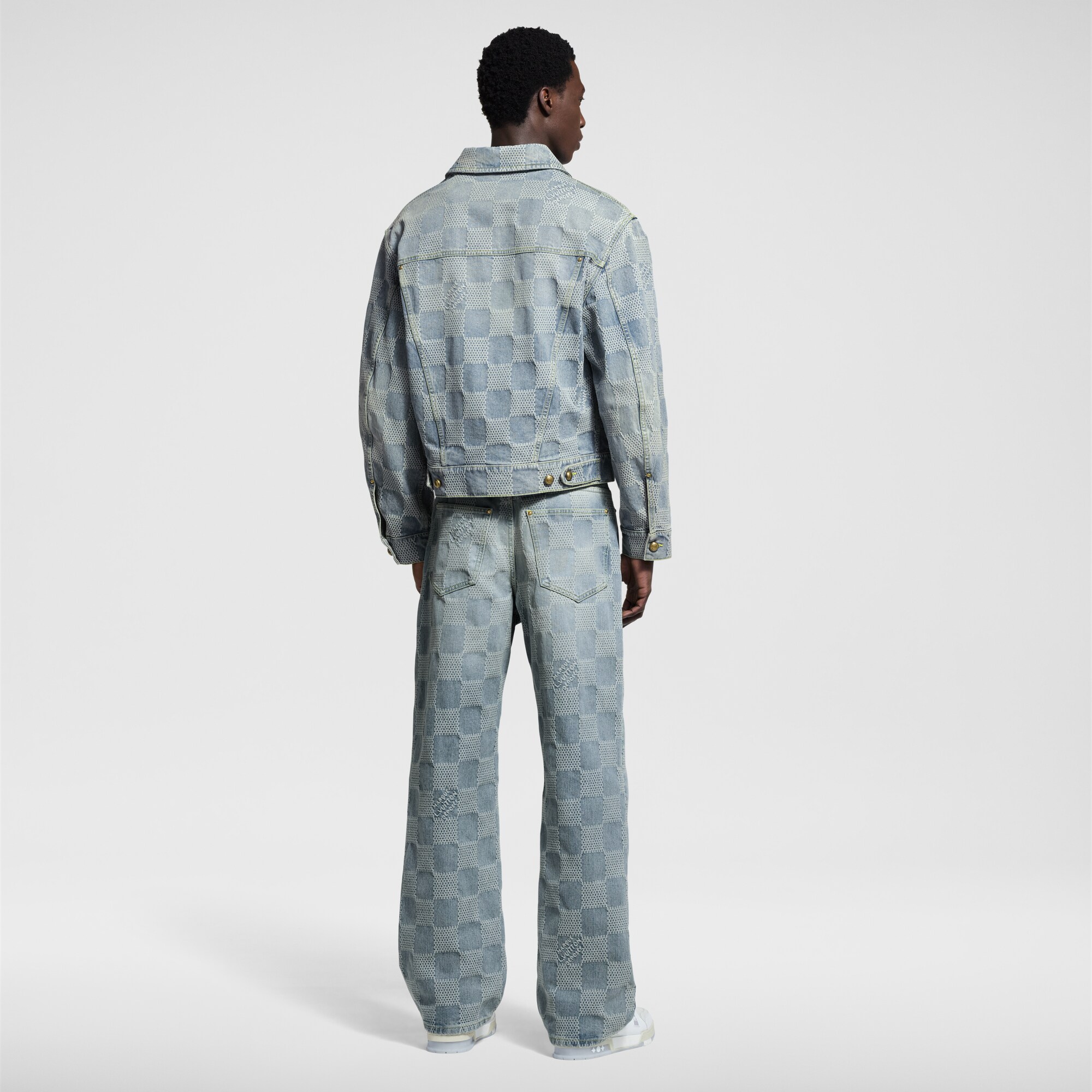 Hose aus Denim im Skater-Look mit Damier-Motiv  Herren Ready to Wear Denim | LOUIS VUITTON (Zoom)