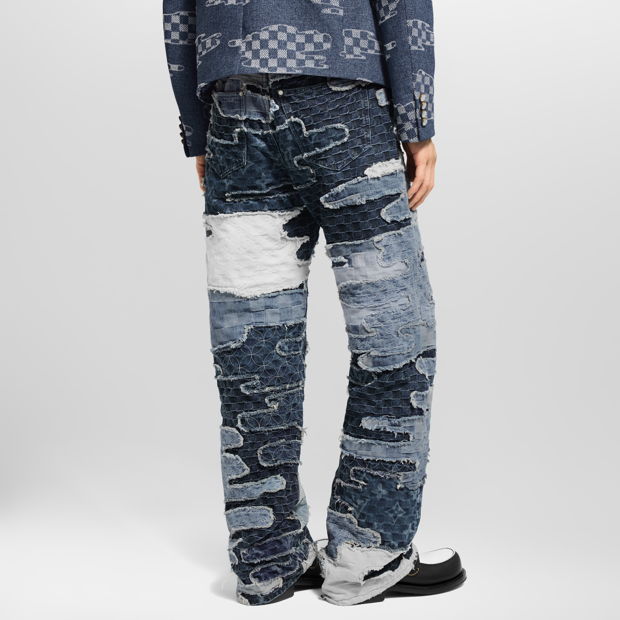 Hose aus Denim im Skater-Stil mit Patchwork-Motiv  Herren Ready to Wear Denim | LOUIS VUITTON (Zoom)