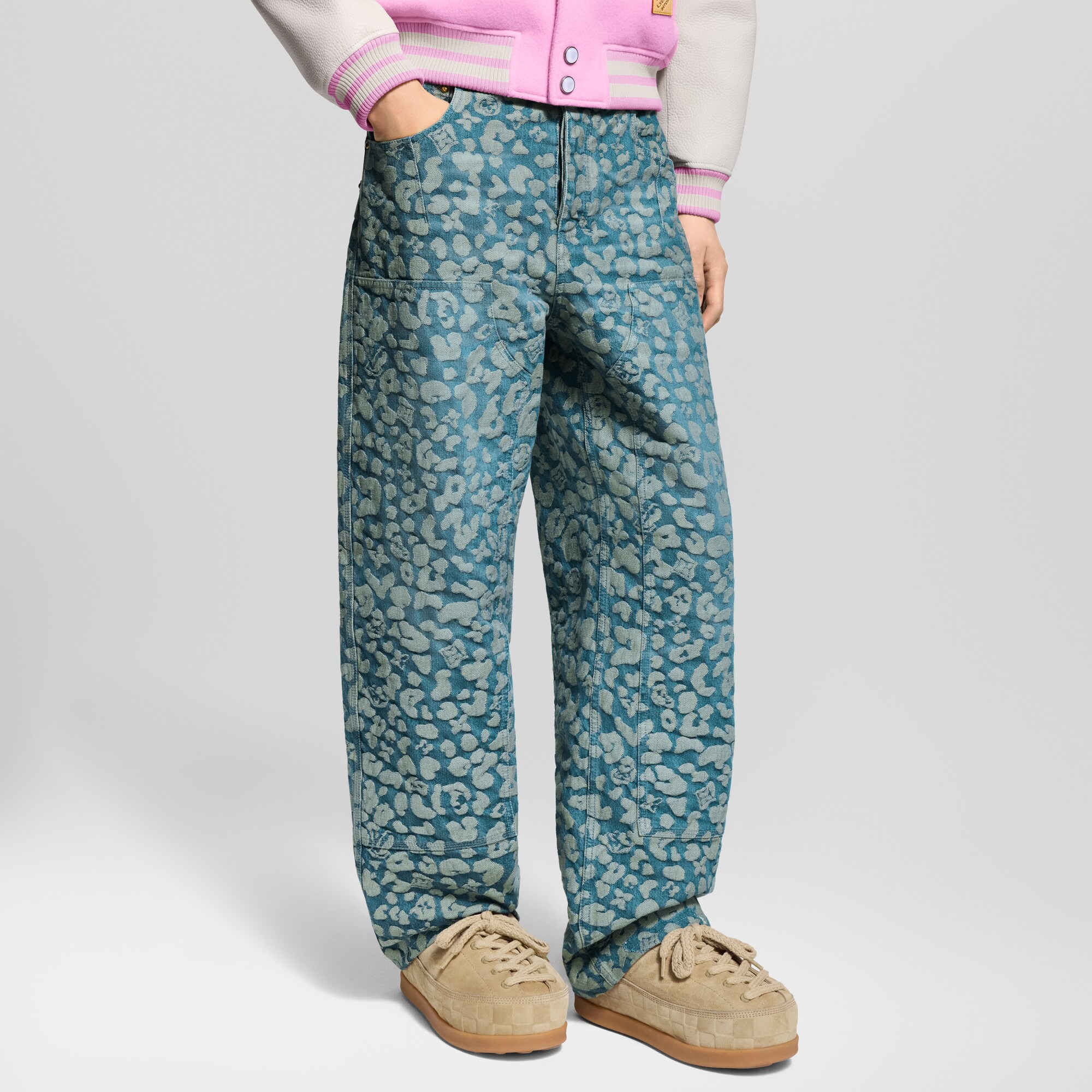 Hose aus Denim im Workwear-Stil mit Jacquard-Details  Herren Ready to Wear Denim | LOUIS VUITTON (Zoom)
