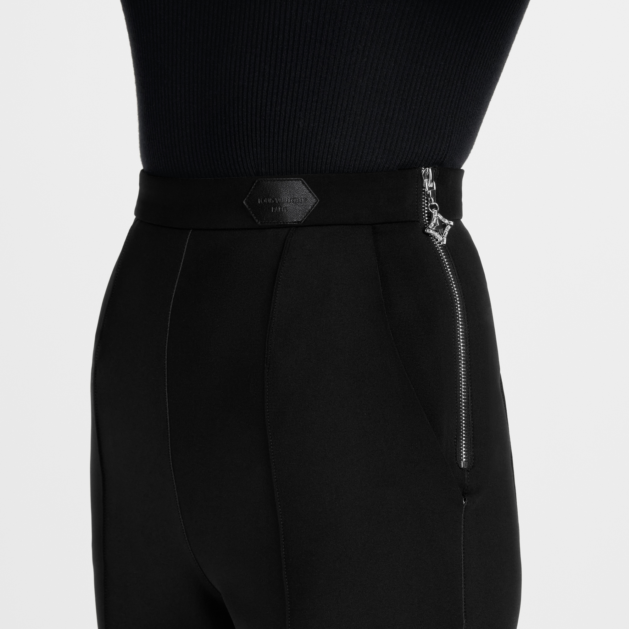 Hose aus technischem Jersey mit Steg  Damen Ready to Wear Hosen | LOUIS VUITTON (Zoom)