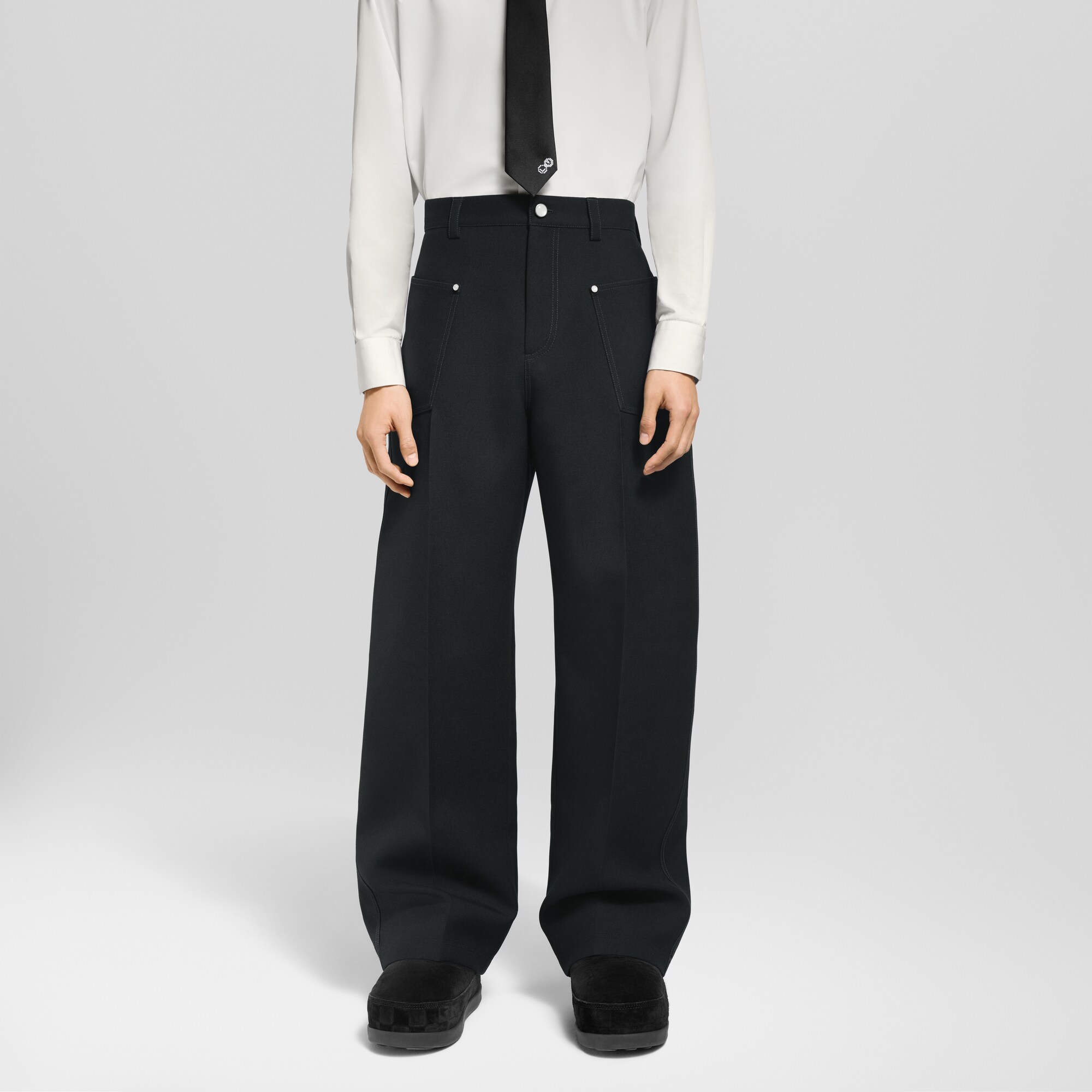 Hose im Maßkonfektionsstil mit Workwear-Details  Herren Ready to Wear Hosen | LOUIS VUITTON (Zoom)