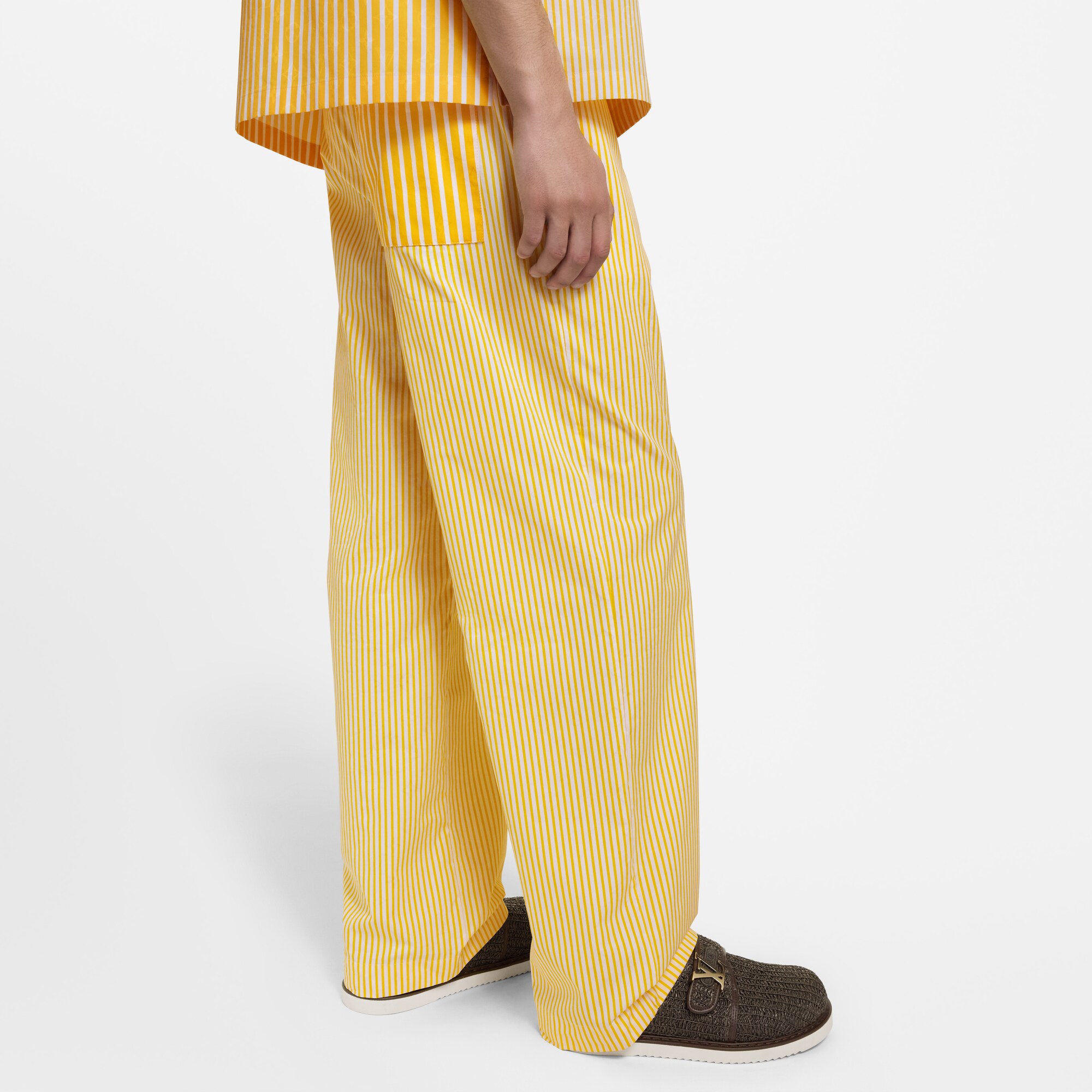 Hose mit Monogram-Motiv, Streifen und Zugband  Herren Ready to Wear Hosen | LOUIS VUITTON (Zoom)