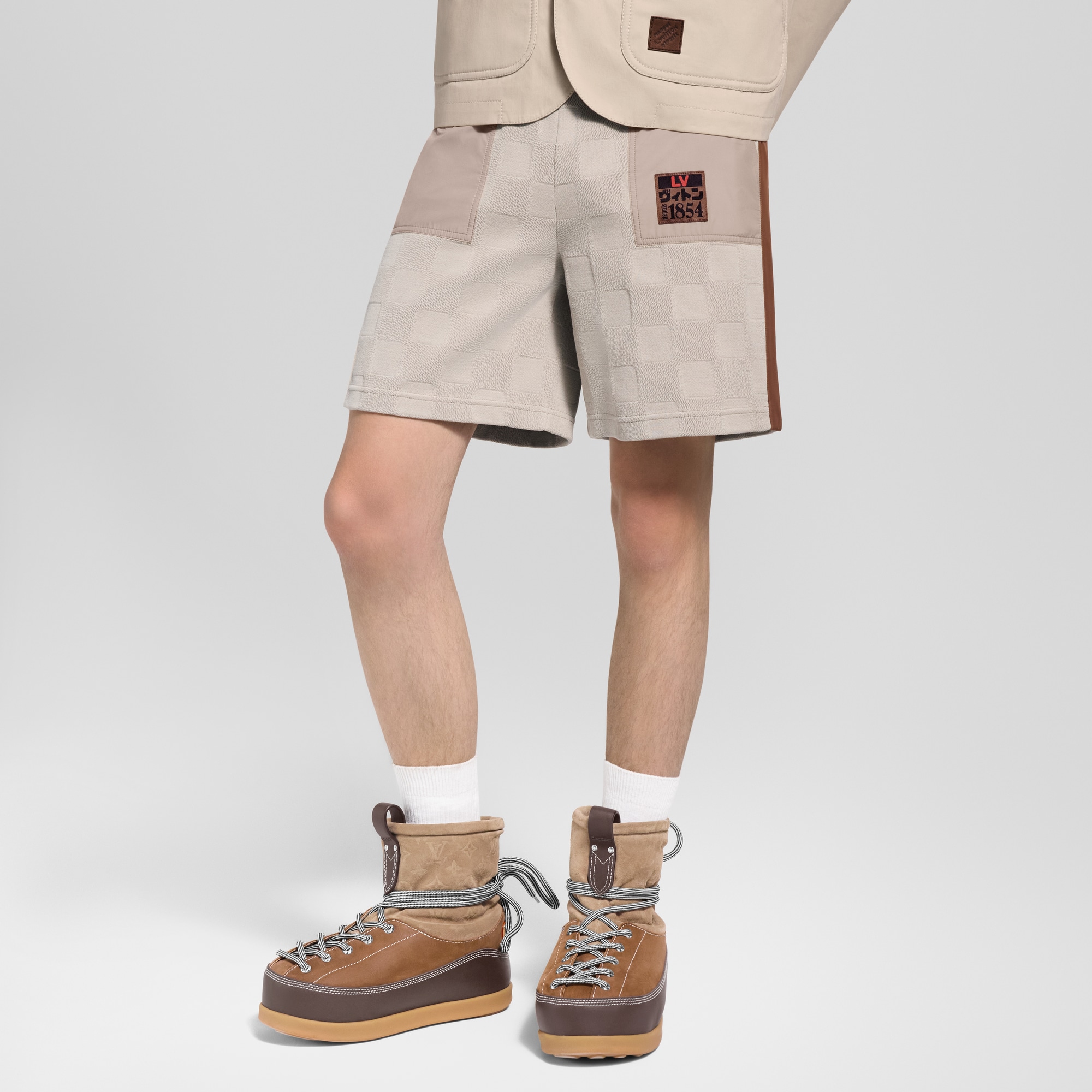 Hybrid-Shorts im Workwear-Stil mit Damier-Motiv  Herren Ready to Wear Vollständige Ready to Wear | LOUIS VUITTON (Zoom)