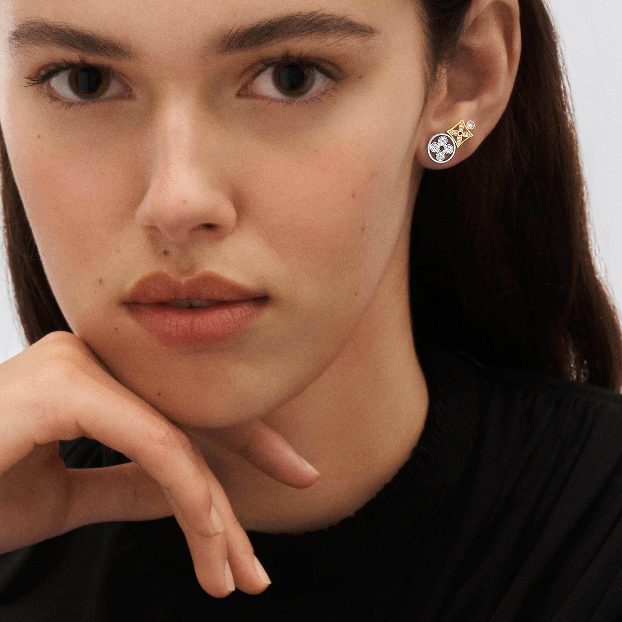 Idylle Blossom Ohrstecker, Weißgold, Gelbgold, Roségold und Diamanten  Schmuck Kategorien Alle Schmuckstücke | LOUIS VUITTON (Zoom)