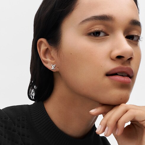 Idylle Blossom Ohrstecker zum Wenden, Gelb- und Weißgold und Diamant - Einzelstück Schmuck Kategorien Ohrringe | LOUIS VUITTON (Zoom)