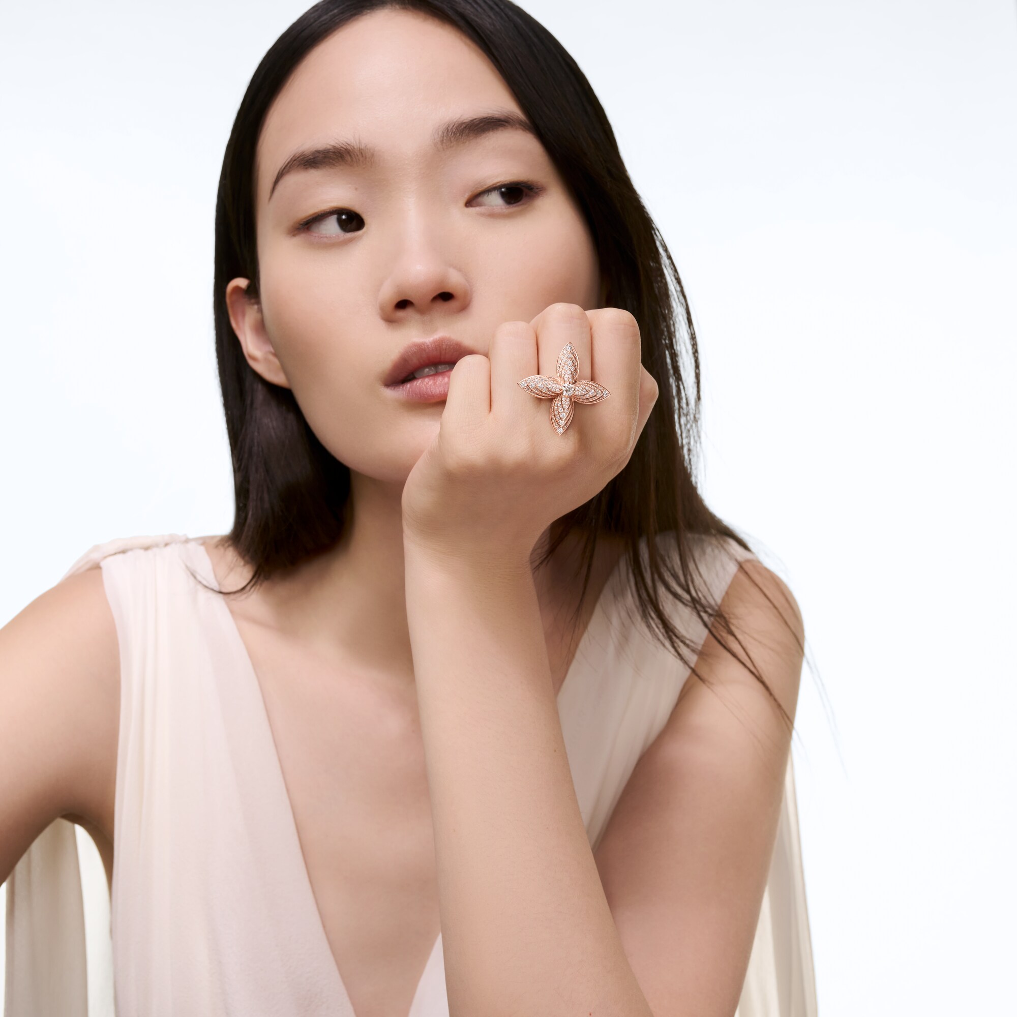 Idylle Blossom Ring, Roségold und Diamanten  Les Extraordinaires Schmuck Ringe | LOUIS VUITTON (Zoom)