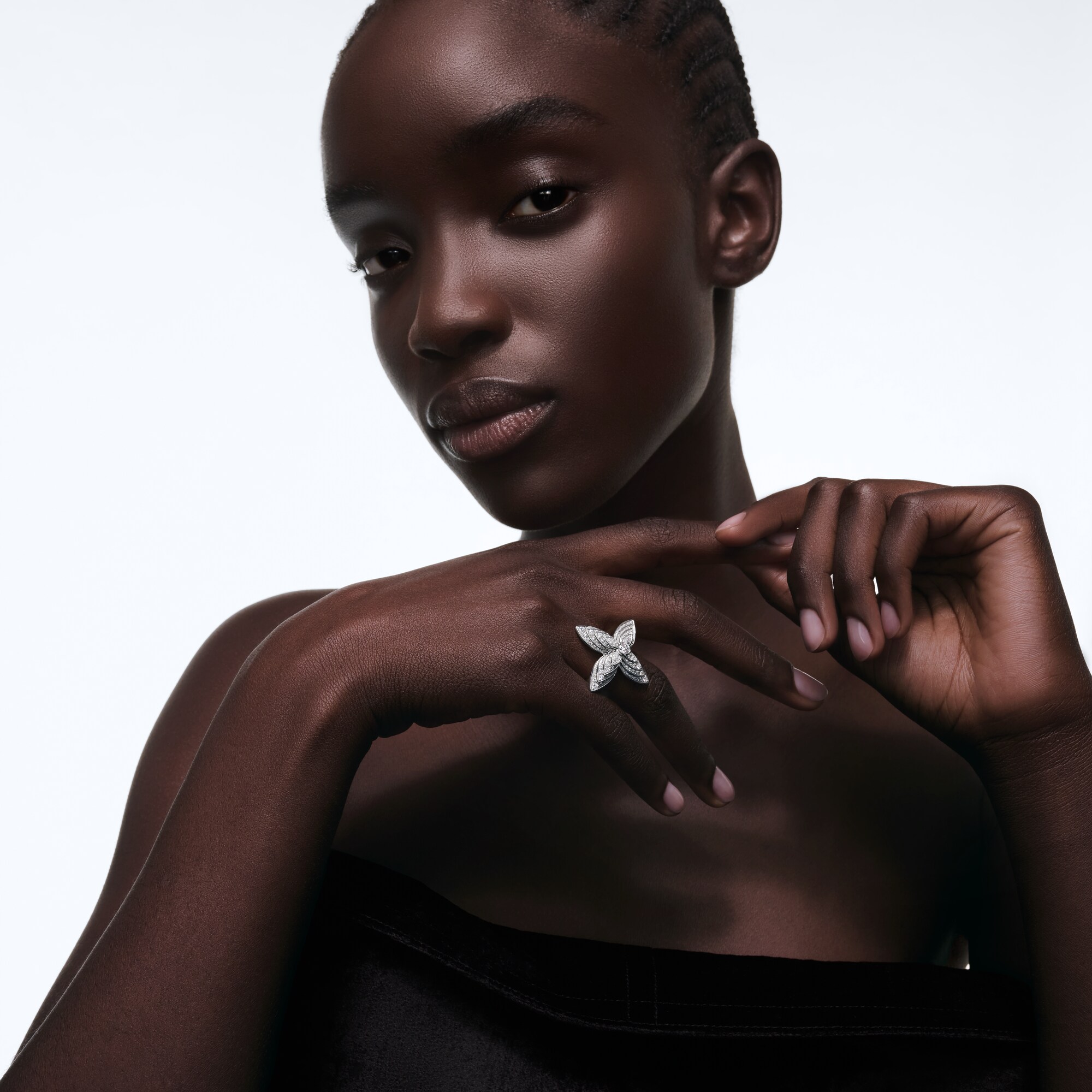 Idylle Blossom Ring, Weißgold und Diamanten  Les Extraordinaires Schmuck Ringe | LOUIS VUITTON (Zoom)