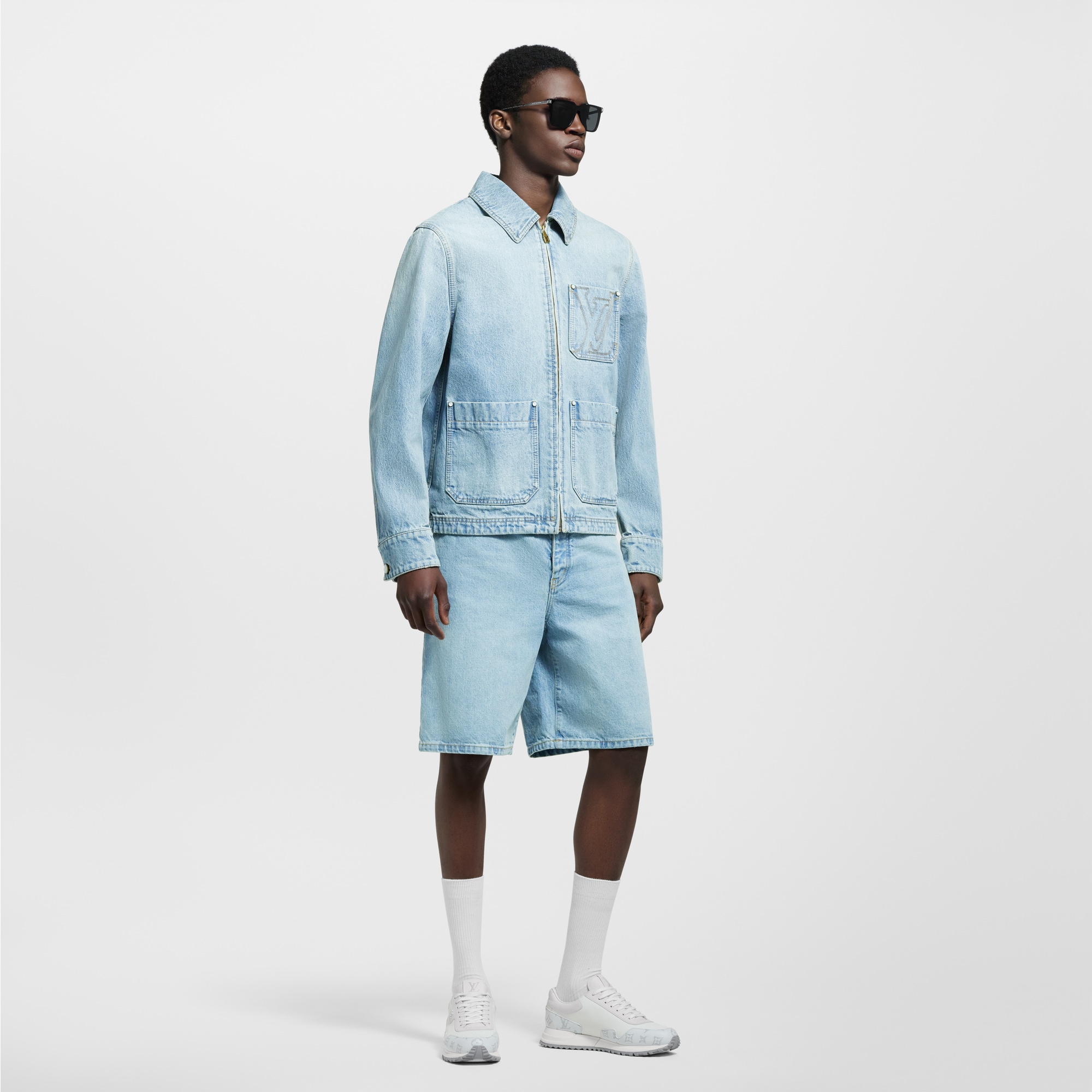 Jacke aus Denim im Workwear-Stil mit LV Signatur  Herren Ready to Wear Jacken und Mäntel | LOUIS VUITTON (Zoom)