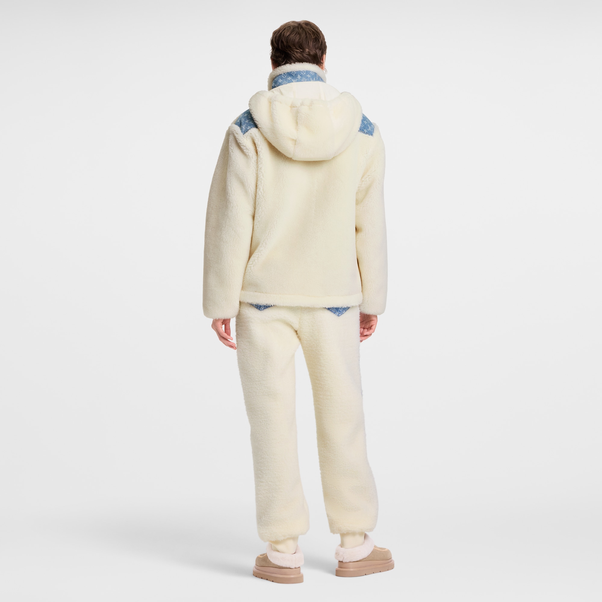 Jacke aus Fleece mit Monogram-Akzent  Damen Ready to Wear Mäntel und Jacken | LOUIS VUITTON (Zoom)
