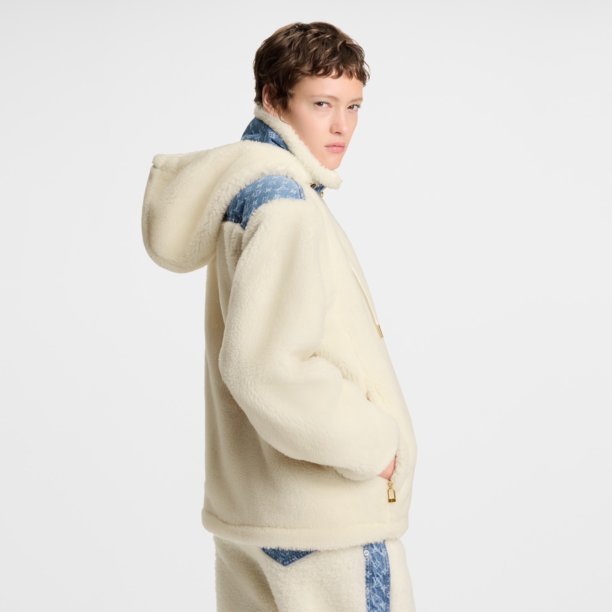 Jacke aus Fleece mit Monogram-Akzent  Damen Ready to Wear Mäntel und Jacken | LOUIS VUITTON (Zoom)