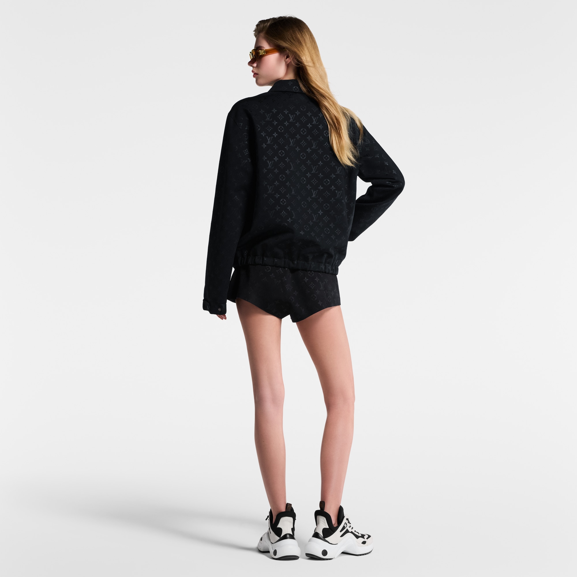 Jacke mit Reißverschluss und Monogram-Motiv  Damen Ready to Wear Mäntel und Jacken | LOUIS VUITTON (Zoom)
