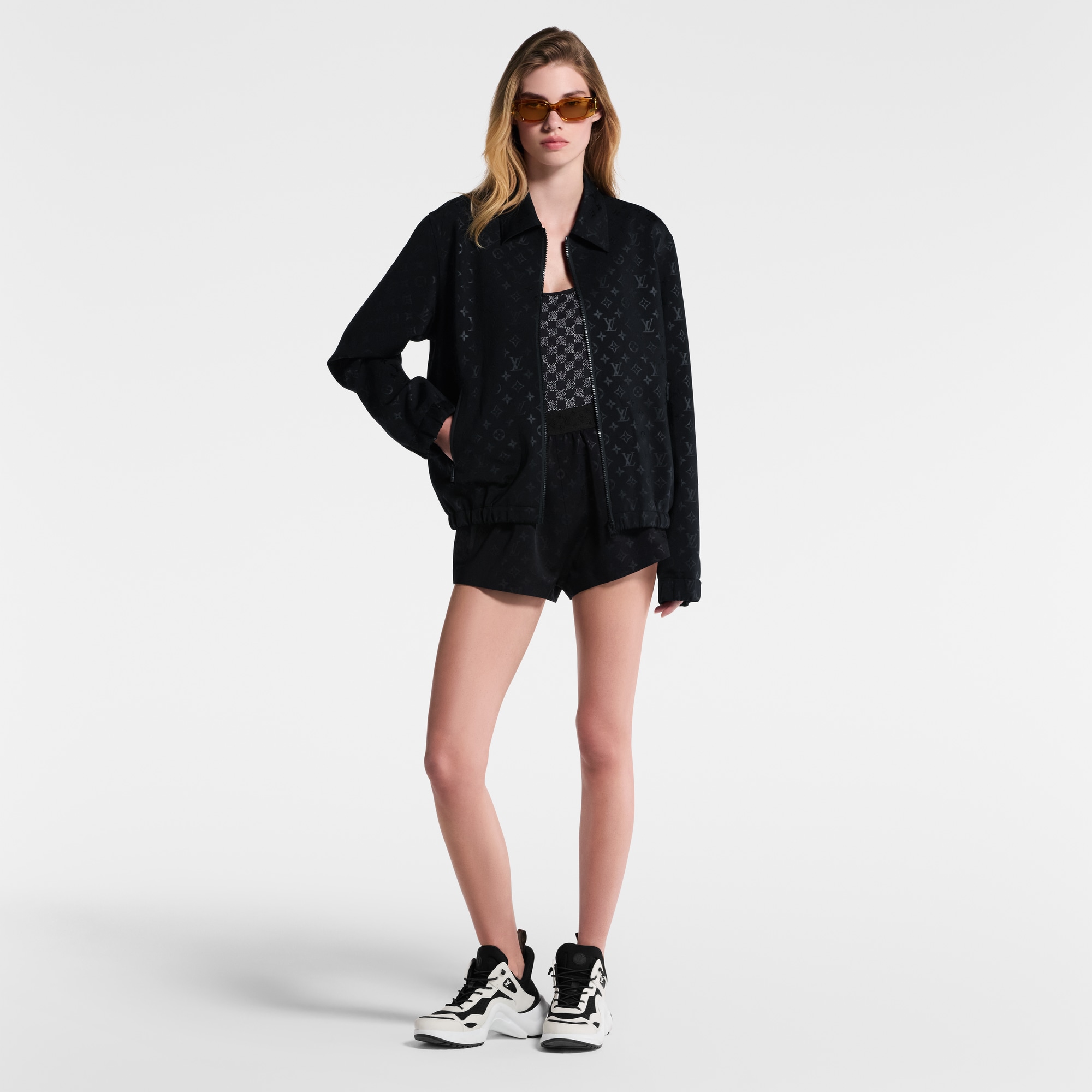 Jacke mit Reißverschluss und Monogram-Motiv  Damen Ready to Wear Mäntel und Jacken | LOUIS VUITTON (Zoom)