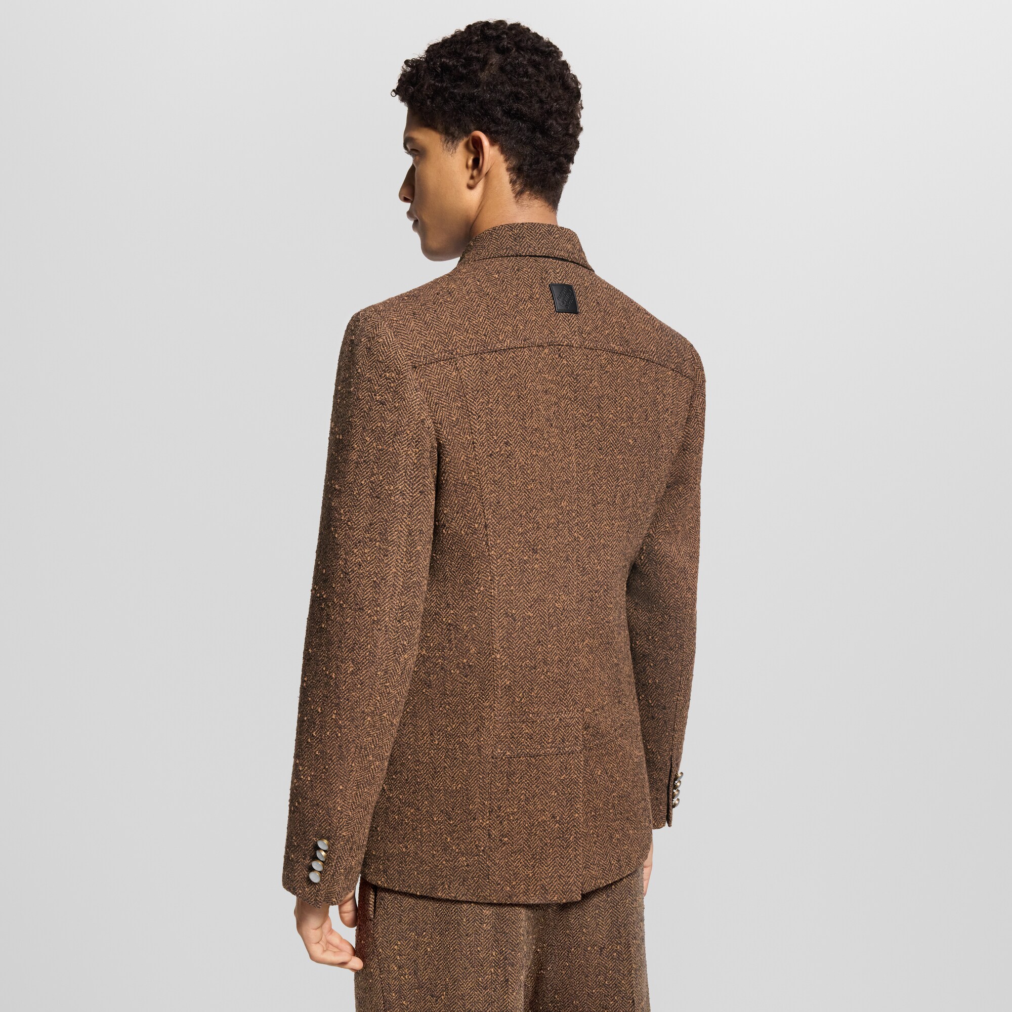 Jackett im Maßkonfektions-Stil mit Workwear-Details  Herren Ready to Wear Sakkos und Jacketts | LOUIS VUITTON (Zoom)