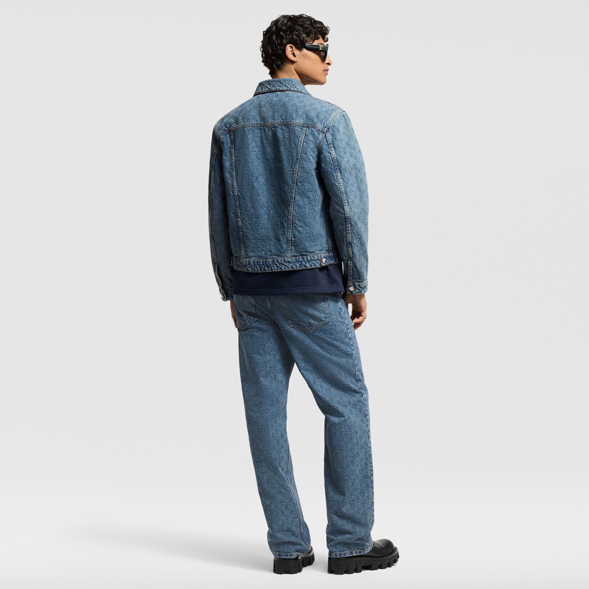 Jeans im Skater-Stil aus Monogram-Jacquardgewebe  Herren Ready to Wear Denim | LOUIS VUITTON (Zoom)
