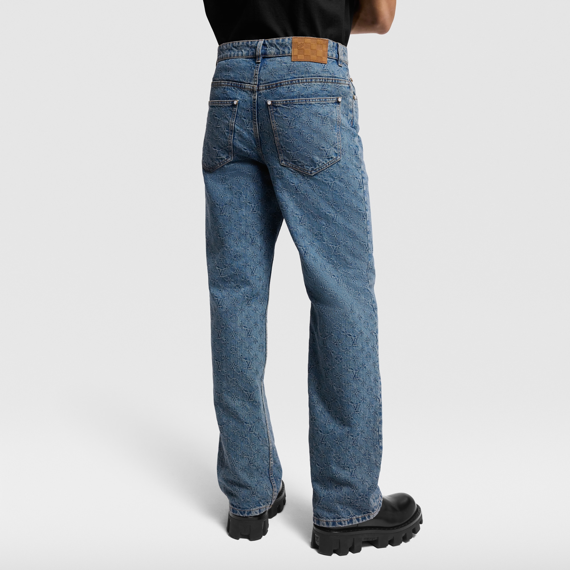 Jeans im Skater-Stil aus Monogram-Jacquardgewebe  Herren Ready to Wear Denim | LOUIS VUITTON (Zoom)