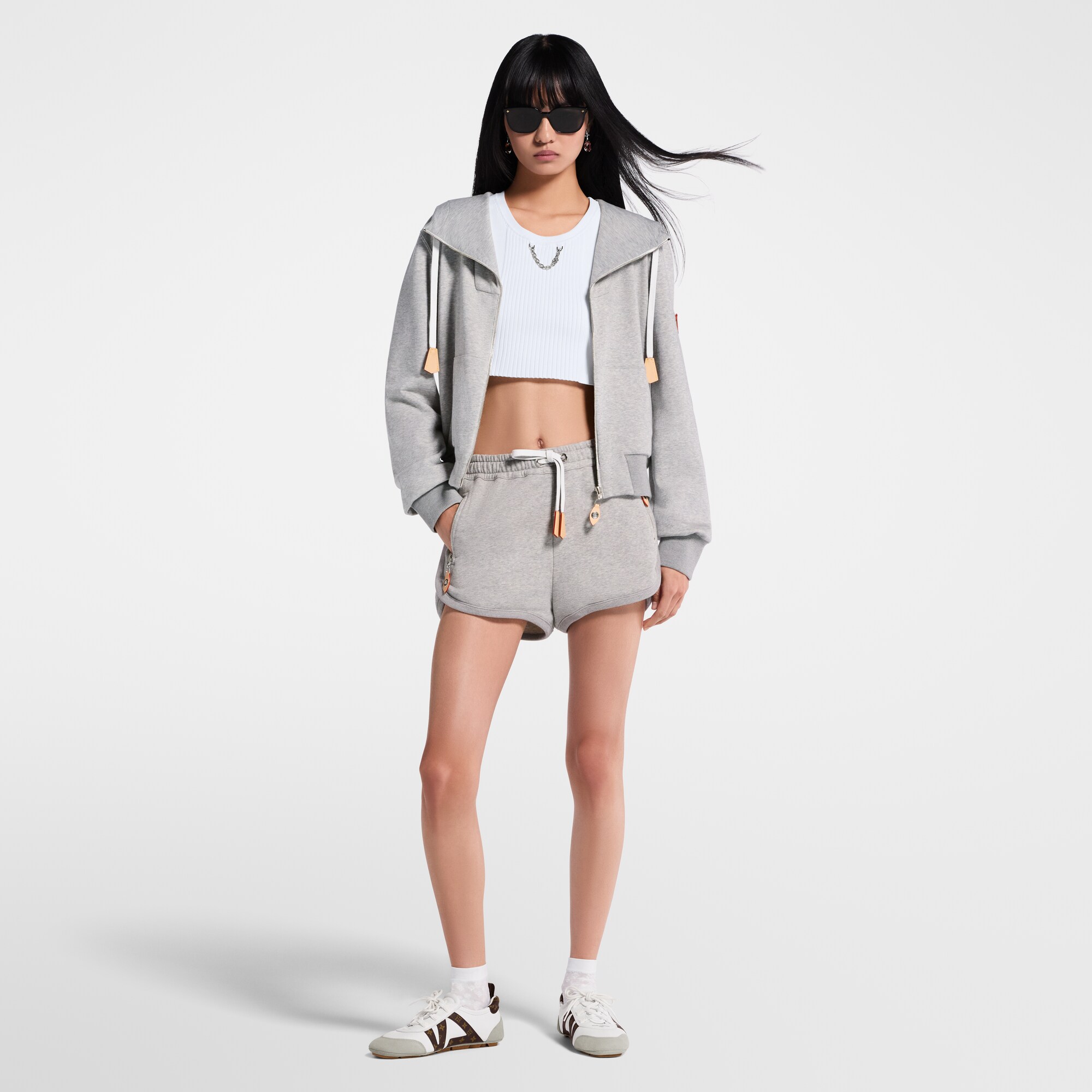 Joggingshorts mit Akzent aus Leder  Damen Ready to Wear Röcke und Shorts | LOUIS VUITTON (Zoom)