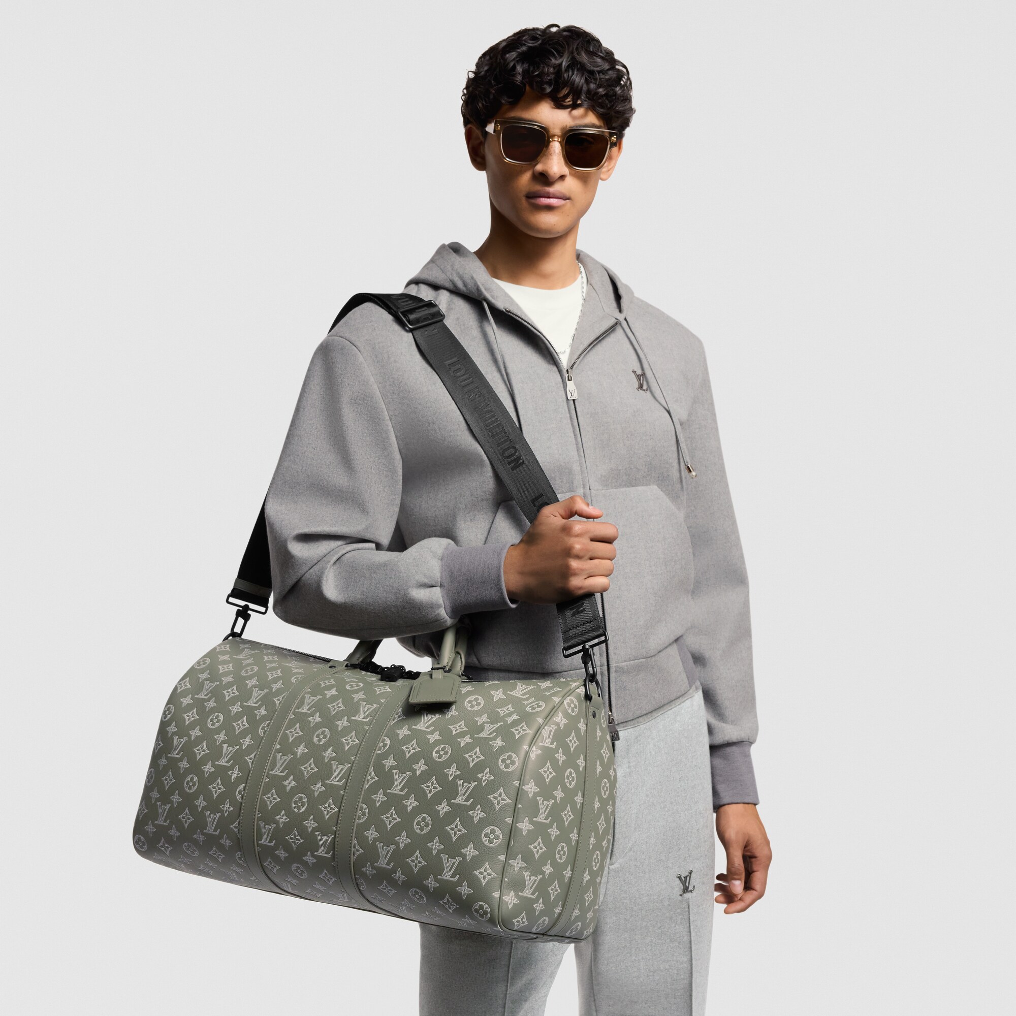 Keepall 50 mit Schulterriemen Monogram Shadow Herren Discontinued Product Obs 11 | LOUIS VUITTON (Zoom)