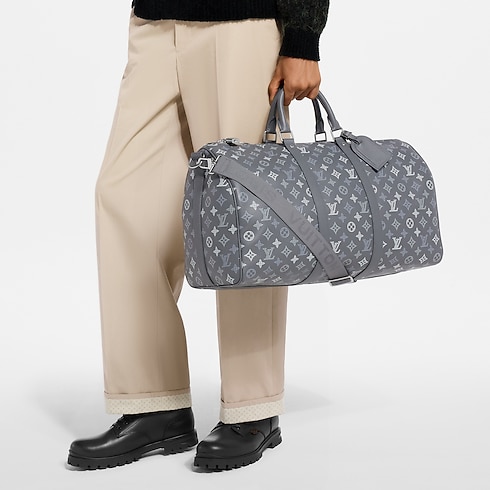 Keepall 50 mit Schulterriemen Monogram Shadow Koffer und Reiseaccessoires Reisetaschen Alle Reisetaschen | LOUIS VUITTON (Zoom)