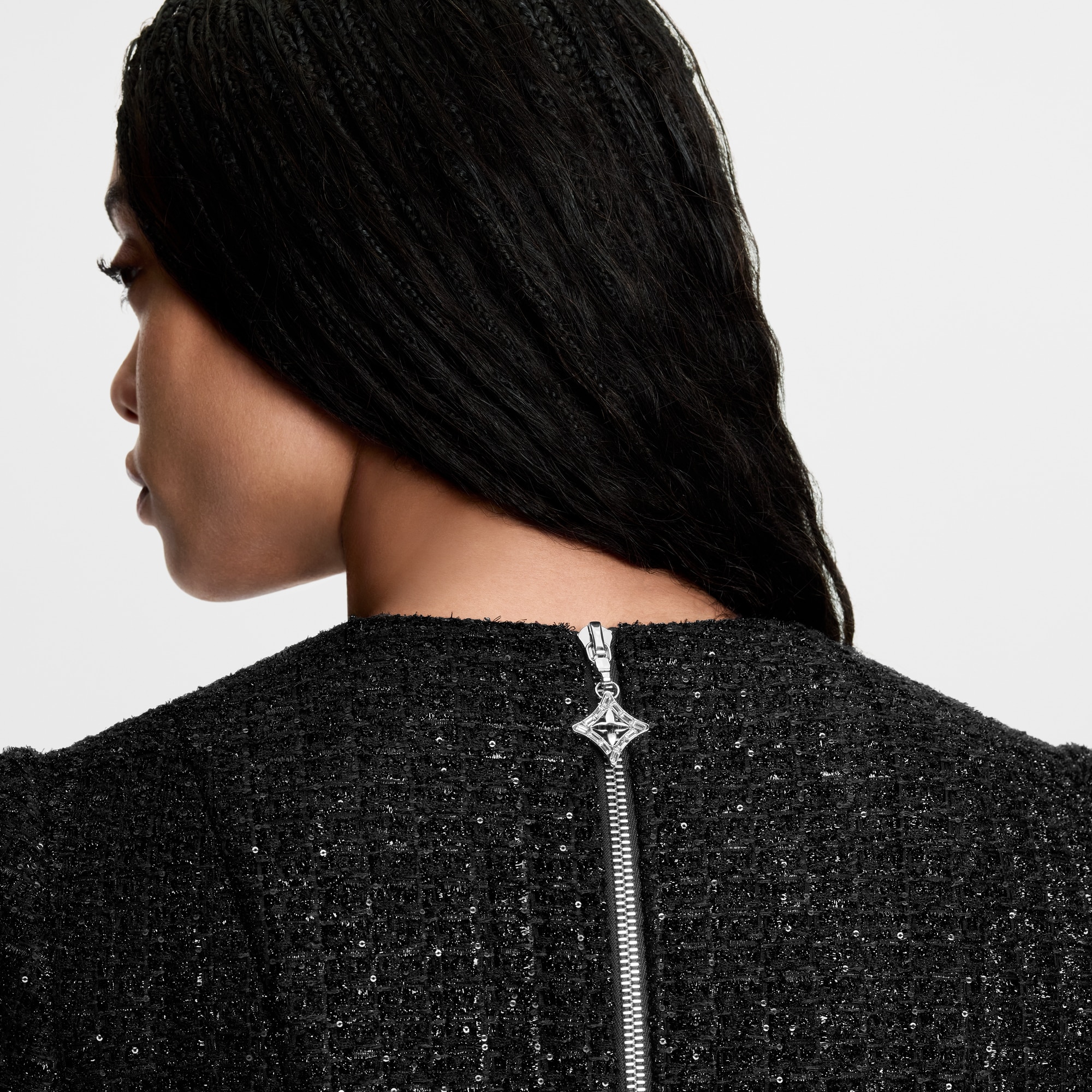 Kleid aus Tweed mit Metallic-Garnen und Kellerfalte  Damen Ready to Wear Kleider | LOUIS VUITTON (Zoom)