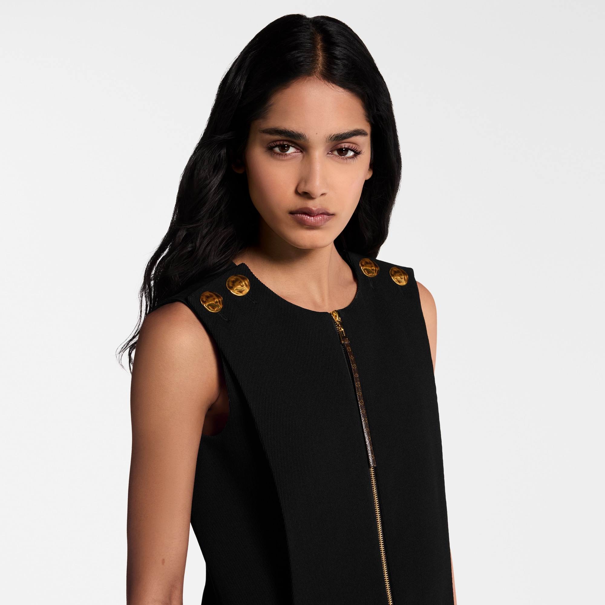Kleid im Schürzen-Stil mit Zierknöpfen  Damen Ready to Wear Kleider | LOUIS VUITTON (Zoom)