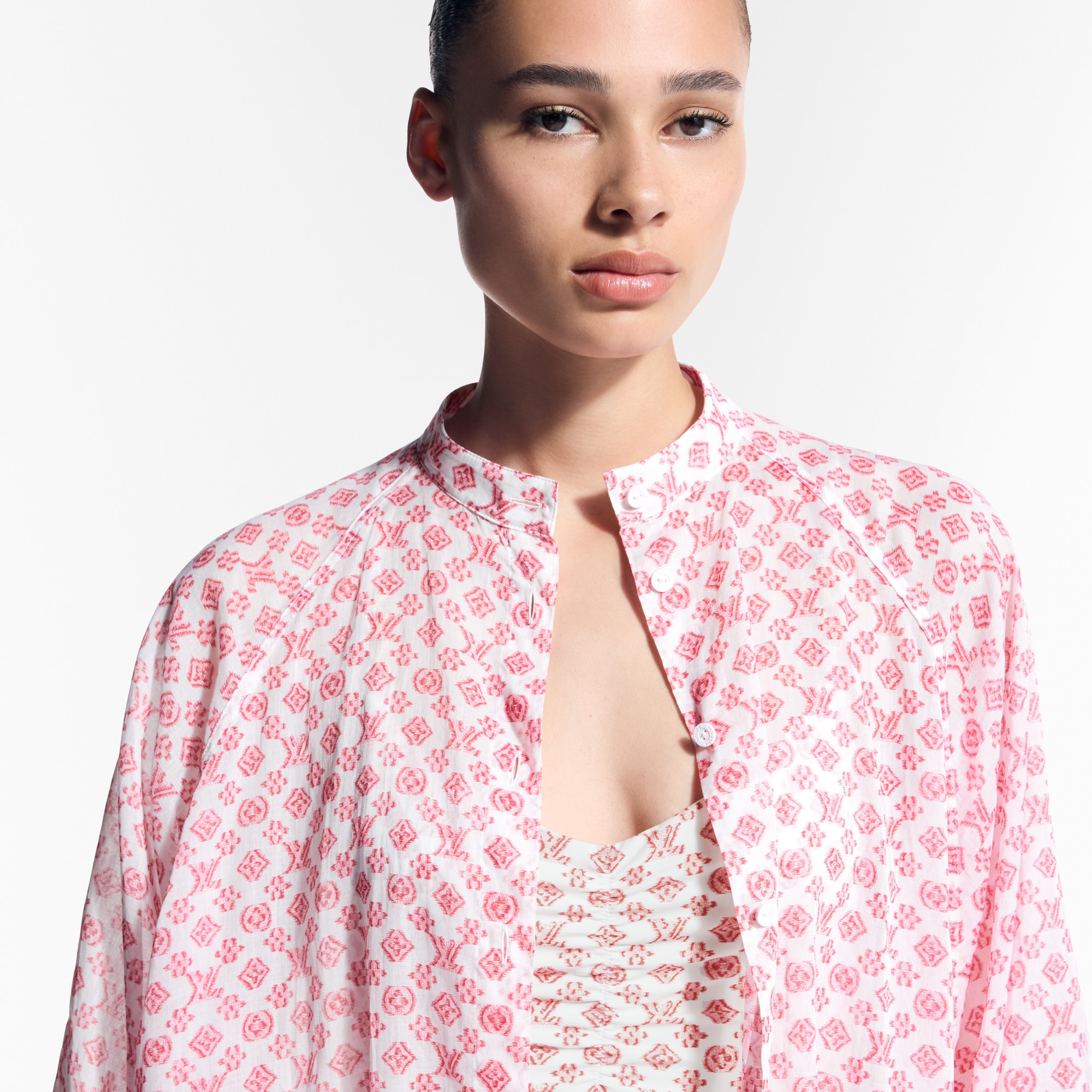  Ready to Wear Kleider Kleid mit Fledermausärmeln und Blurry Monogram-Motiv | Louis Vuitton ® (Zoom)