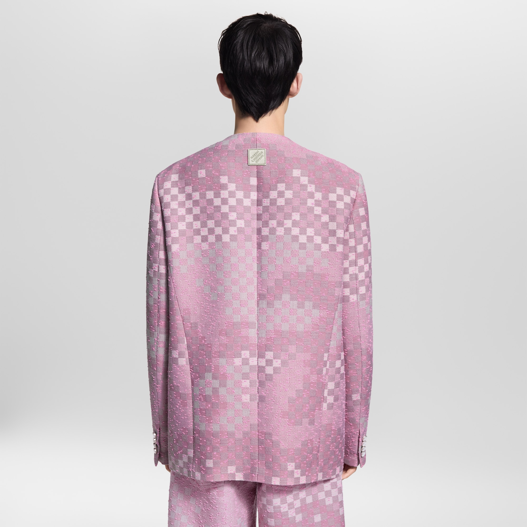 Kragenloses Jackett aus Tweed mit Damoflage-Motiv  Herren Ready to Wear Sakkos und Jacketts | LOUIS VUITTON (Zoom)