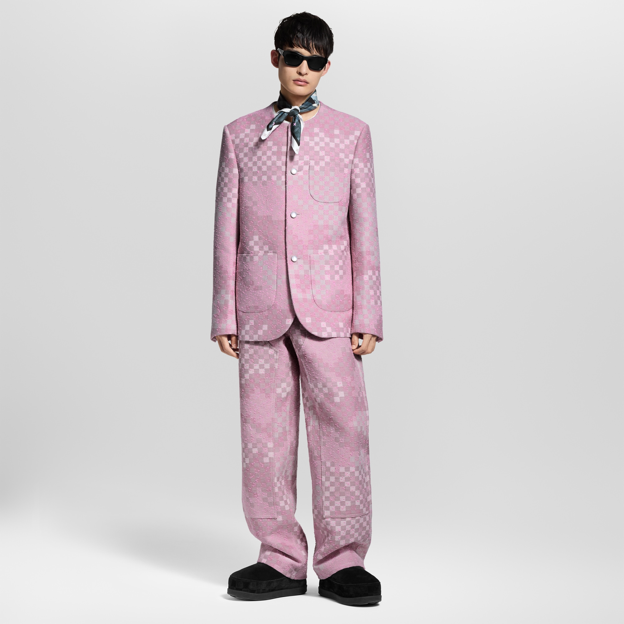 Kragenloses Jackett aus Tweed mit Damoflage-Motiv  Herren Ready to Wear Sakkos und Jacketts | LOUIS VUITTON (Zoom)