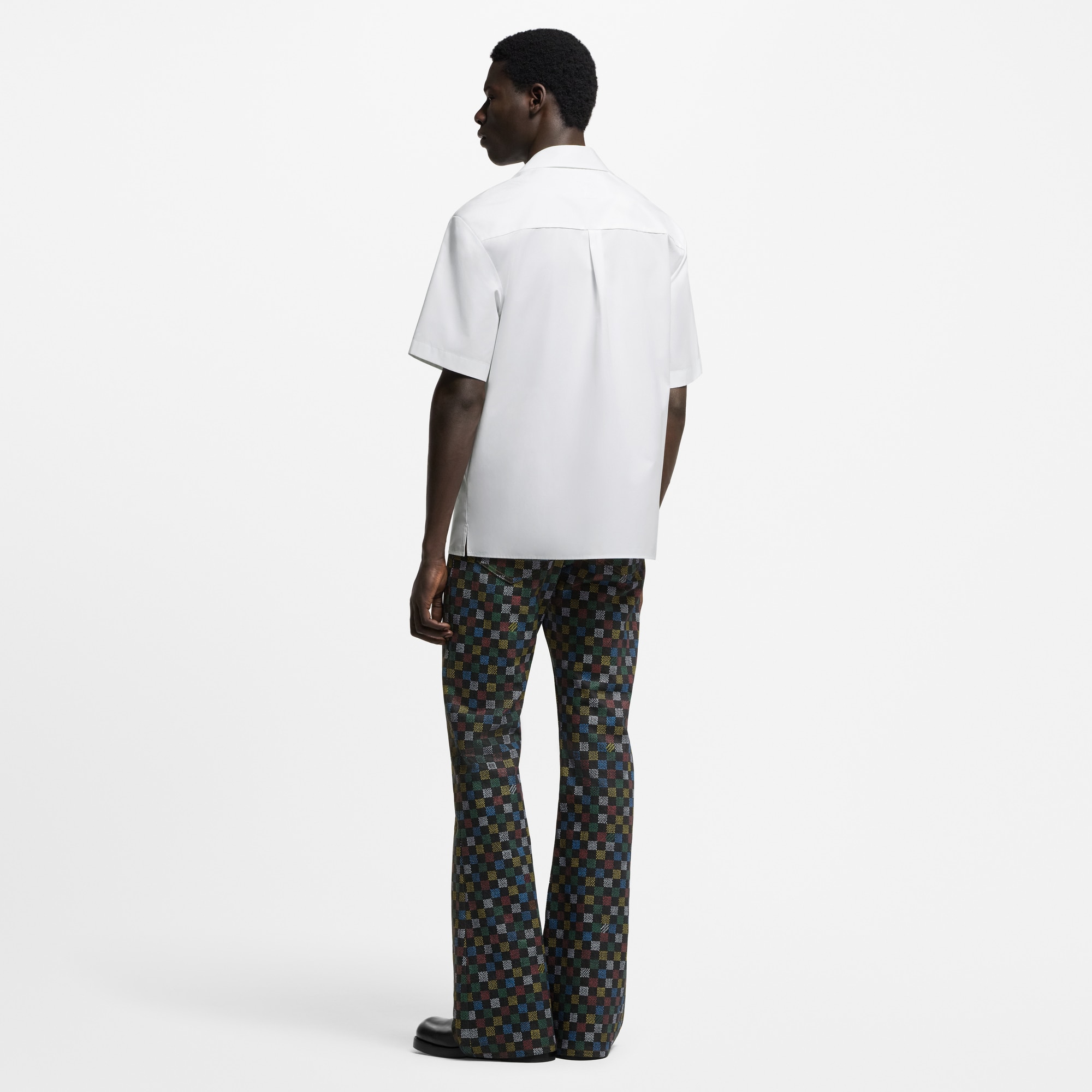 Kurzarm-Hemd aus Baumwolle mit Signatur  Herren Ready to Wear Hemden | LOUIS VUITTON (Zoom)