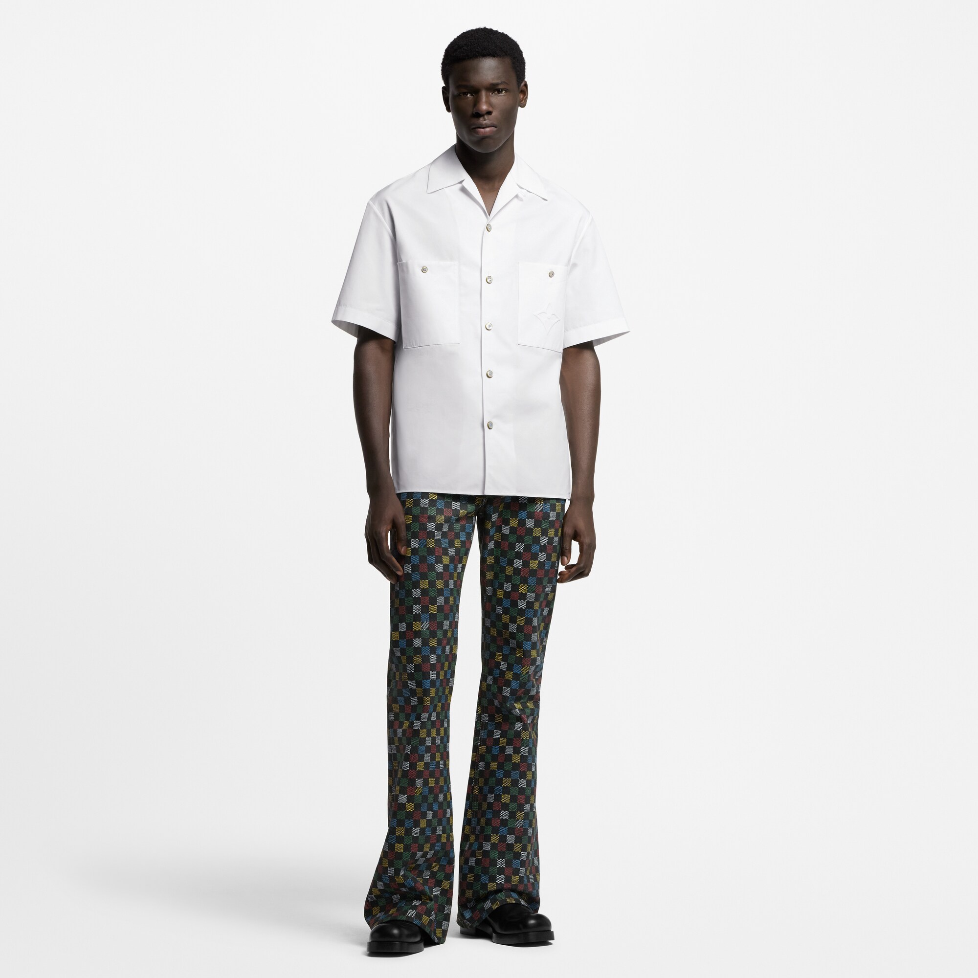 Kurzarm-Hemd aus Baumwolle mit Signatur  Herren Ready to Wear Hemden | LOUIS VUITTON (Zoom)