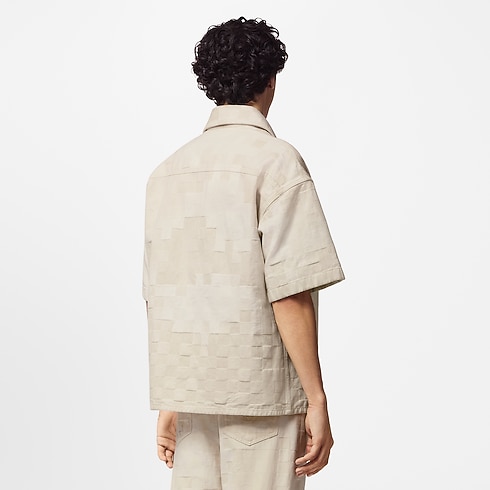 Kurzarm-Hemd aus Denim mit Damier-Motiv Herren Ready to Wear Hemden | LOUIS VUITTON (Zoom)