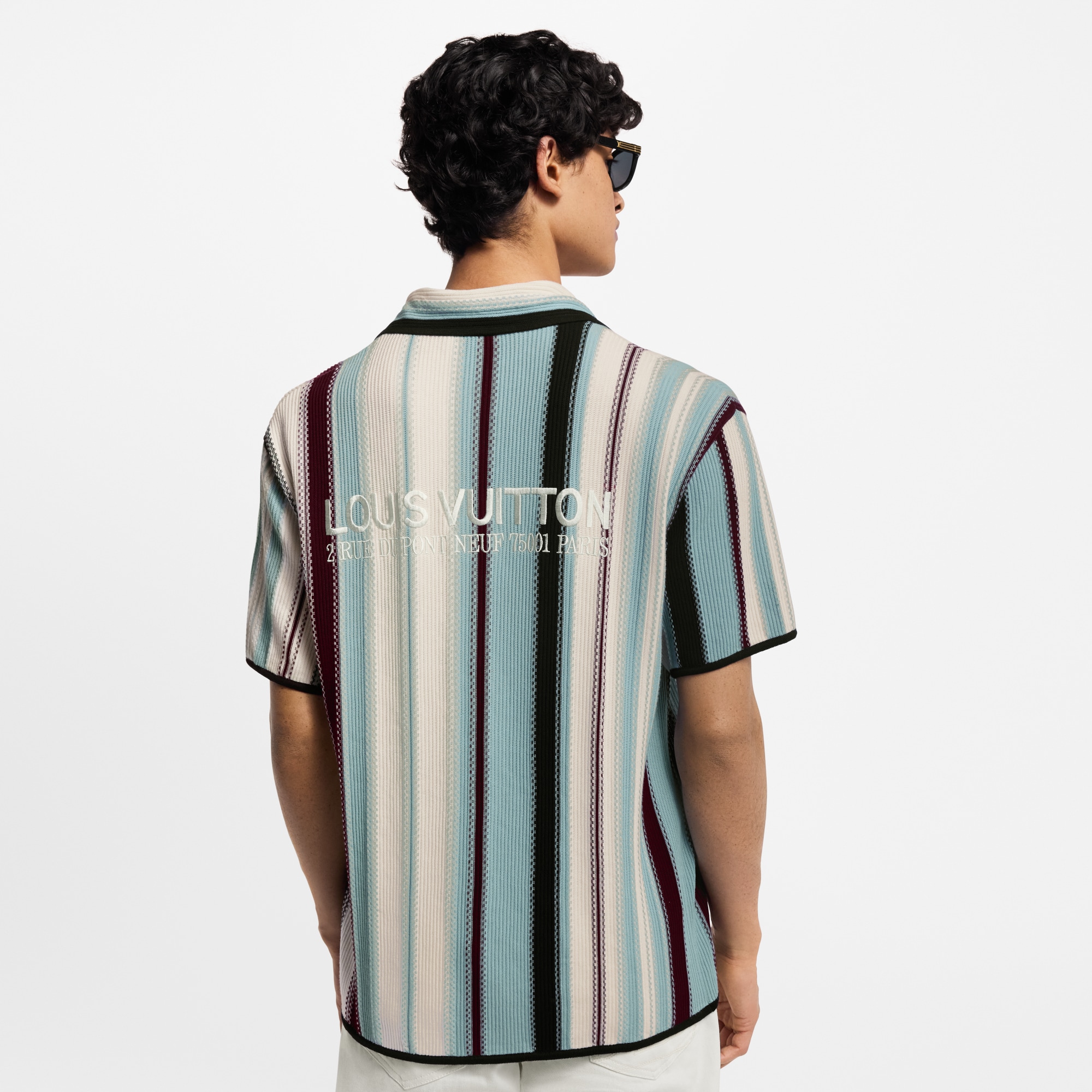 Kurzarm-Hemd mit gehäkelten Streifen  Herren Ready to Wear Hemden | LOUIS VUITTON (Zoom)