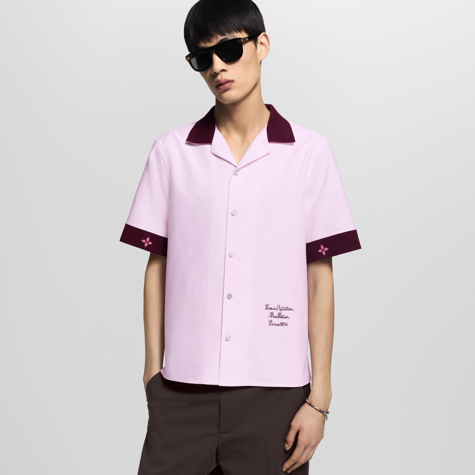 Kurzarm-Hemd mit geripptem Kragen  Herren Ready to Wear Hemden | LOUIS VUITTON (Zoom)