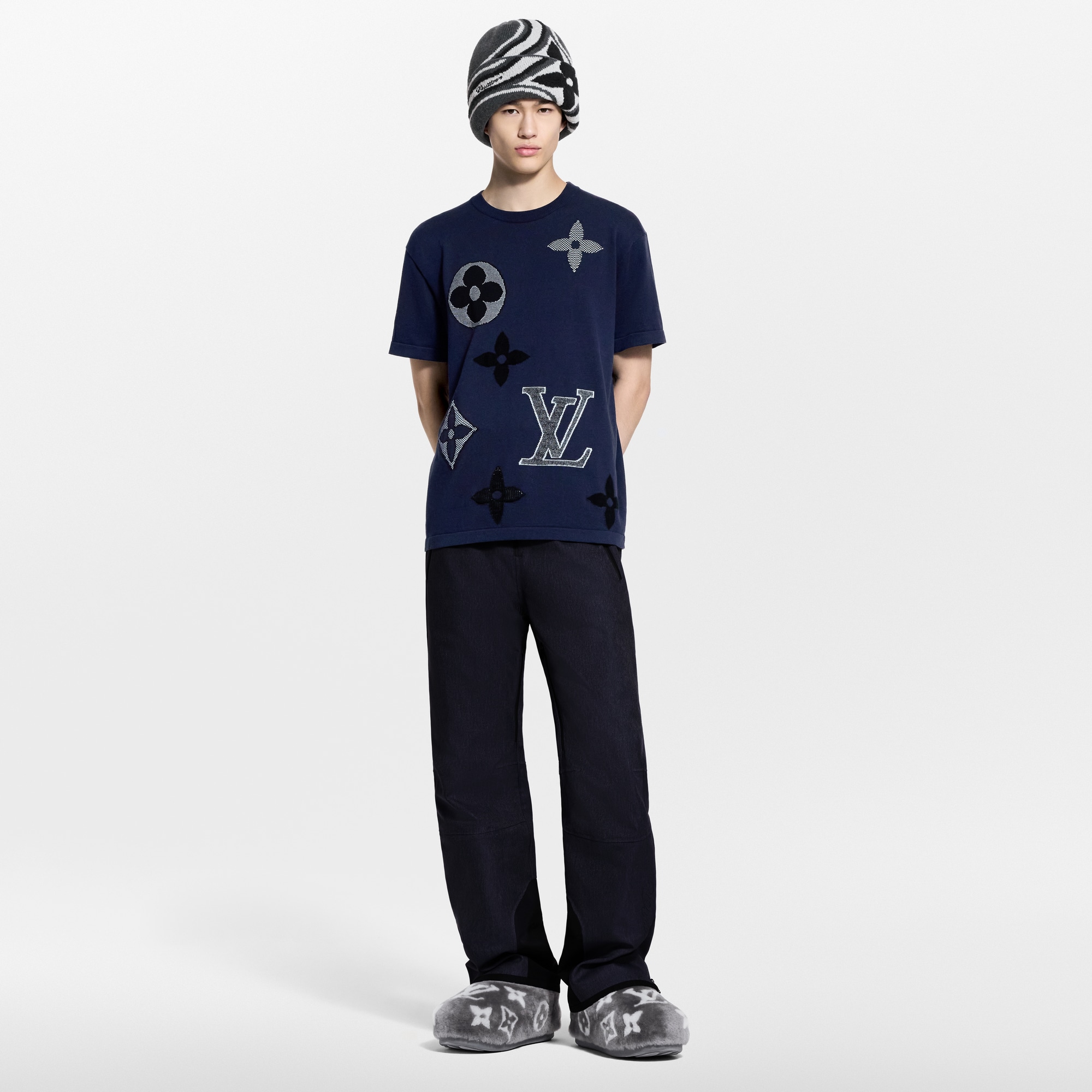 Kurzarm-Rundhalspullover aus Strick mit Monogram-Motiv  Neuheiten Herren LV Ski | LOUIS VUITTON (Zoom)