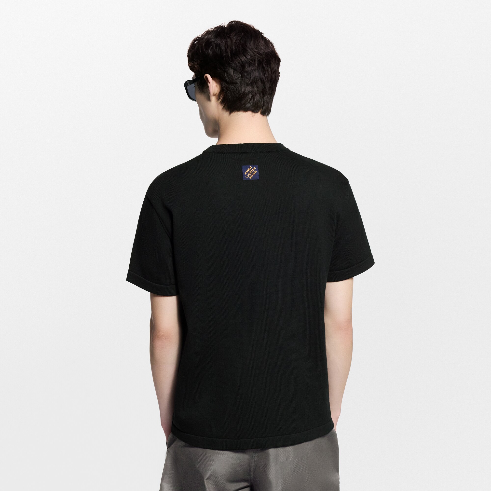 Kurzarm-Rundhalspullover mit Intarsie  Herren Ready to Wear Vollständige Ready to Wear | LOUIS VUITTON (Zoom)