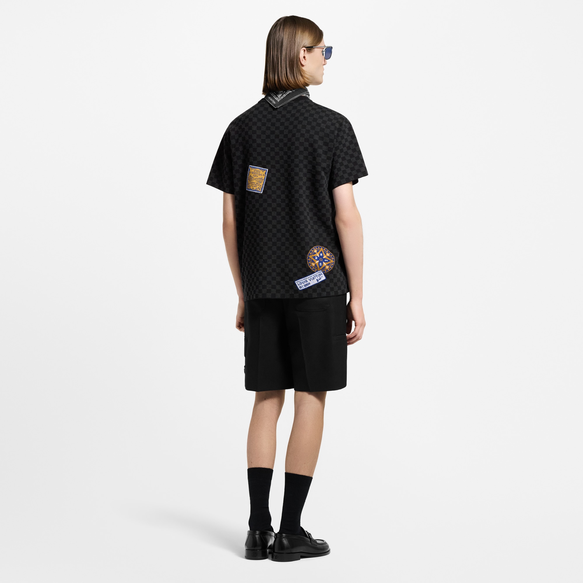 Kurzarm-Rundhalspullover mit Signatur und Damier-Motiv  Herren Ready to Wear Strick und Sweatshirts | LOUIS VUITTON (Zoom)