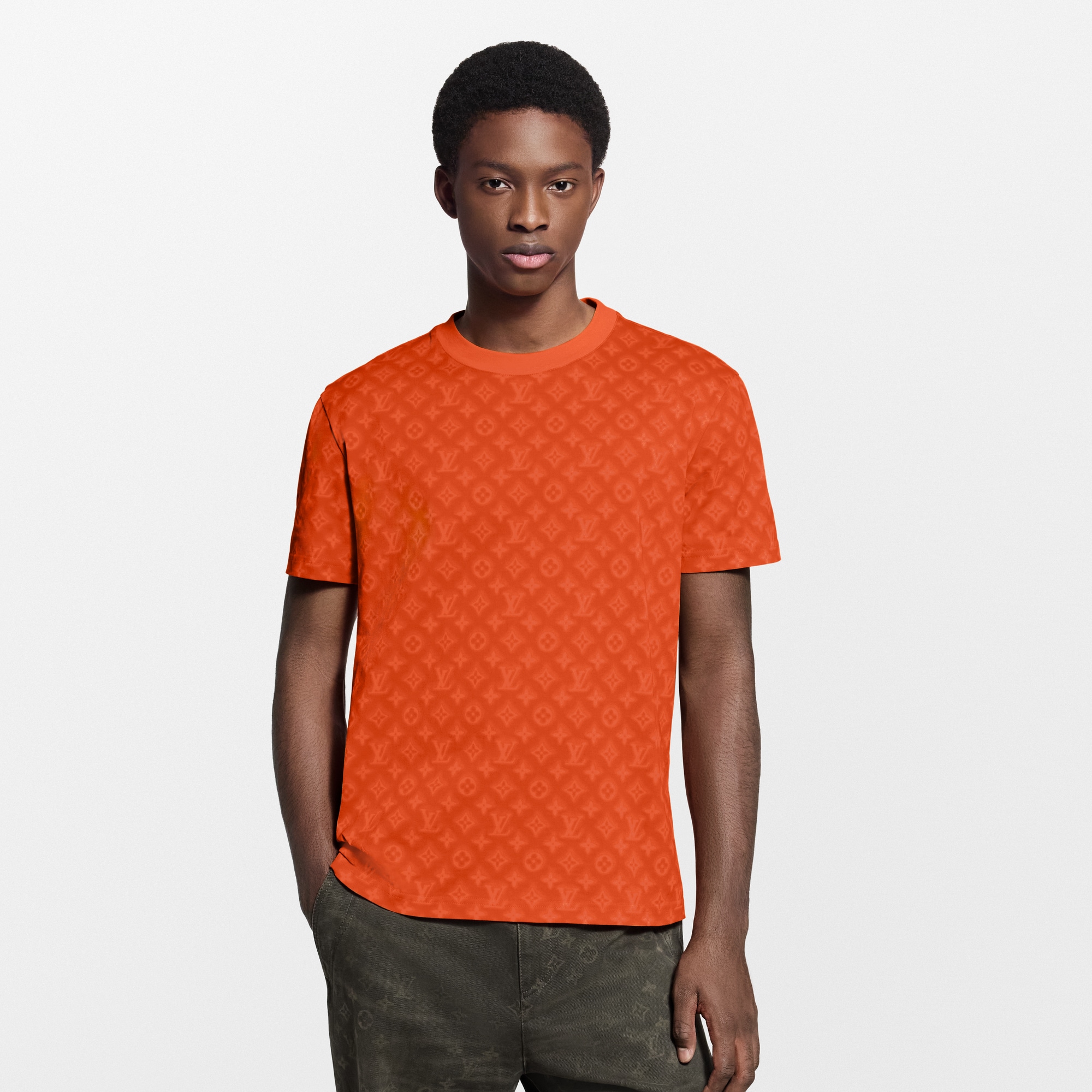 Kurzarm-T-Shirt mit Monogram-Motiv  Herren Ready to Wear T-Shirts und Poloshirts | LOUIS VUITTON (Zoom)