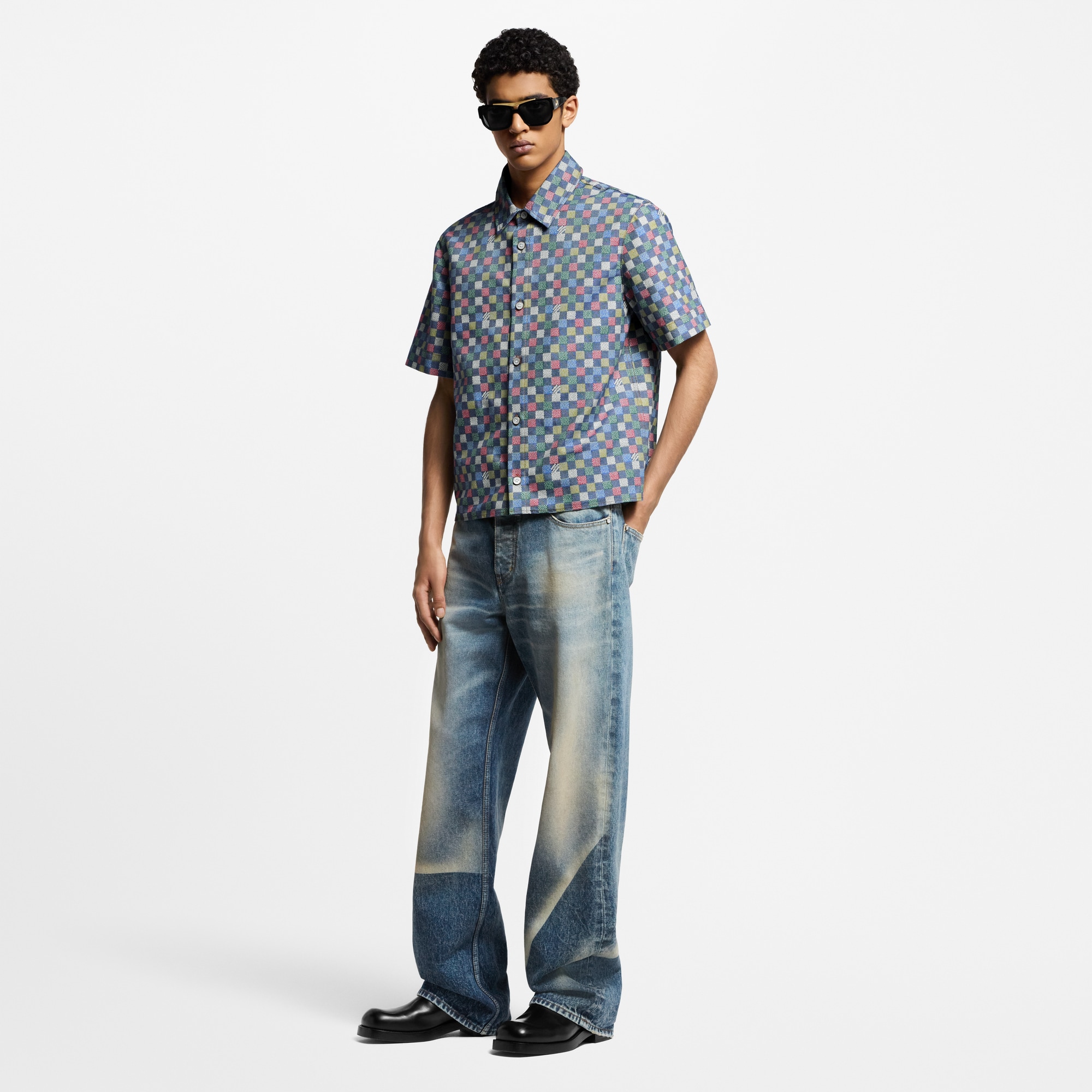 Kurzärmeliges Chambray-Hemd mit Damier-Motiv  Herren Ready to Wear Hemden | LOUIS VUITTON (Zoom)