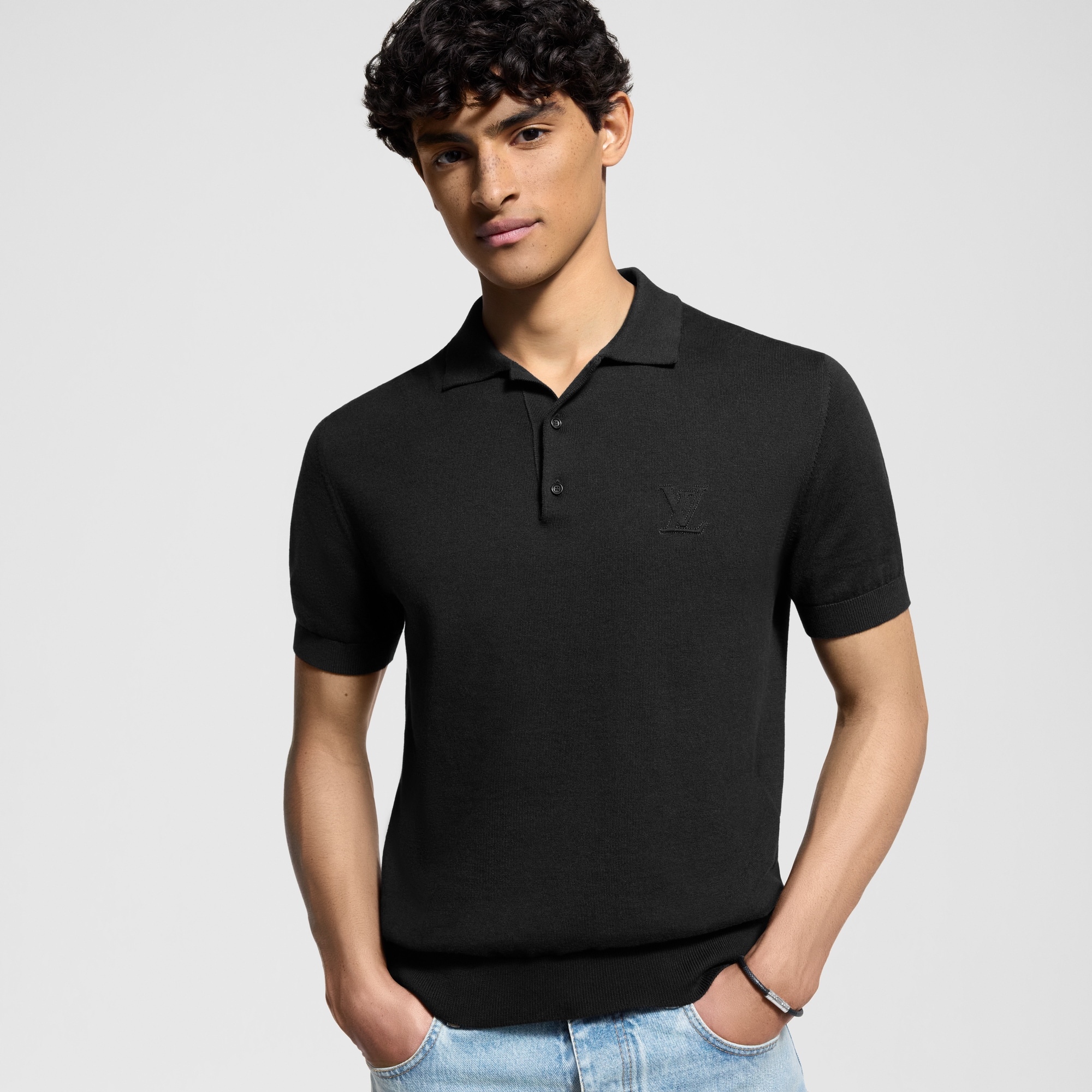 Kurzärmeliges Polohemd aus Kaschmir-Baumwollgemisch  Herren Ready to Wear T-Shirts und Poloshirts | LOUIS VUITTON (Zoom)