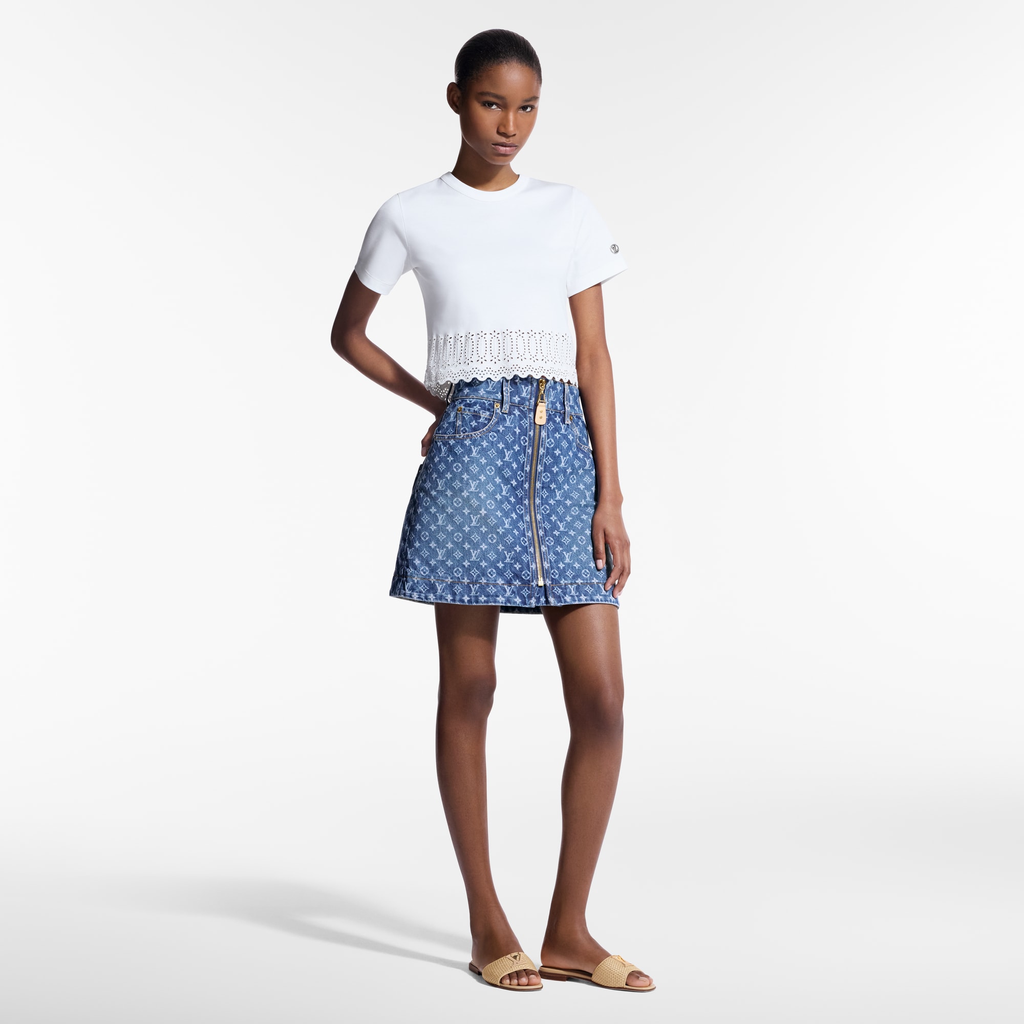 Kurzes Top mit Lochstickerei  Damen Ready to Wear Tops | LOUIS VUITTON (Zoom)