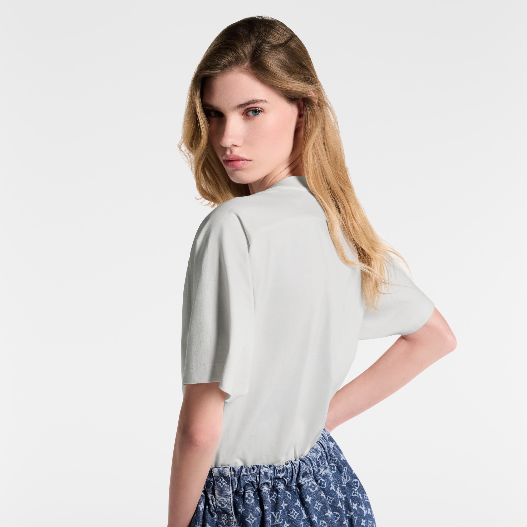 Kurzes Top mit Signatur auf der Tasche  Damen Ready to Wear Tops | LOUIS VUITTON (Zoom)