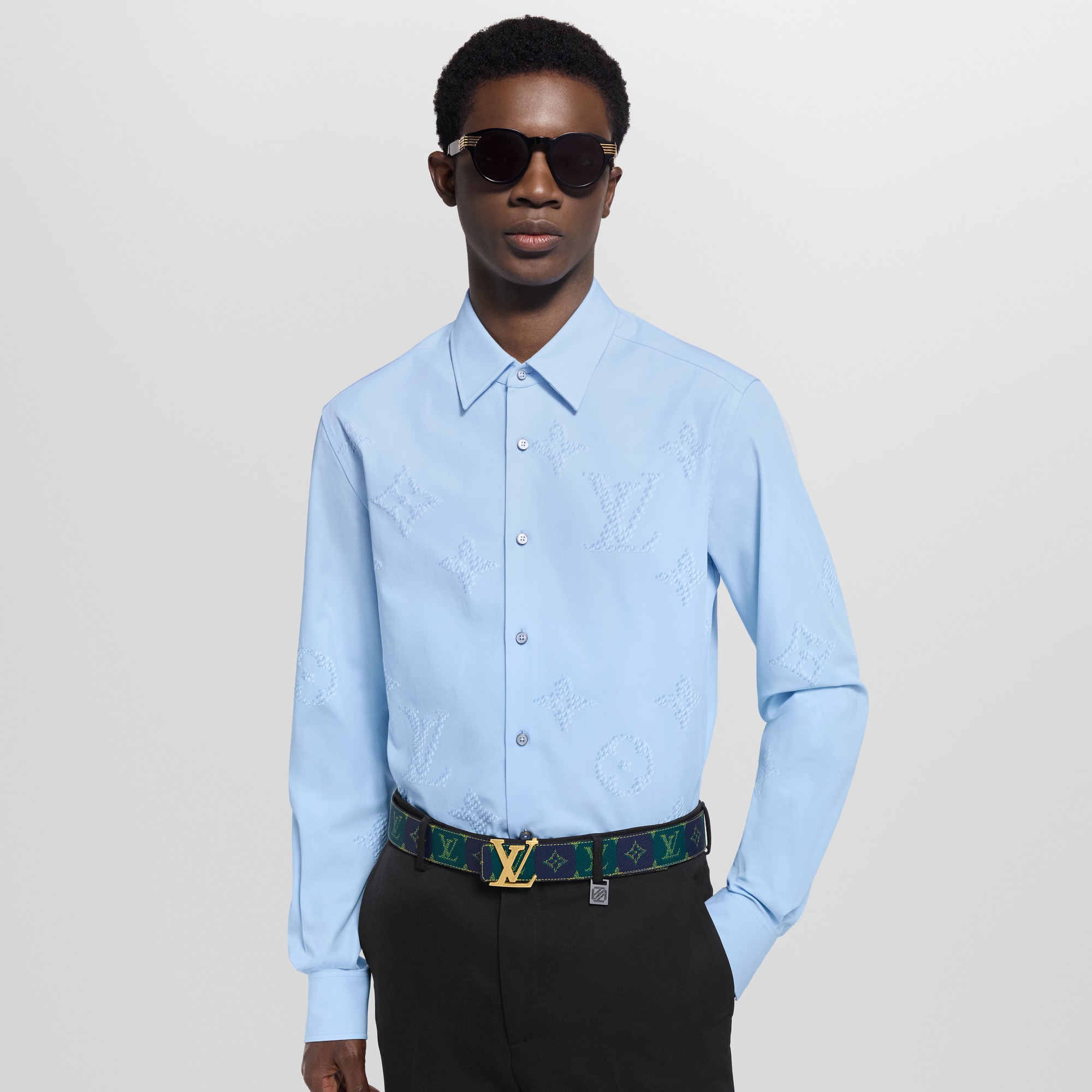 Langarm-Hemd mit gedrucktem Monogram-Motiv  Herren Ready to Wear Hemden | LOUIS VUITTON (Zoom)