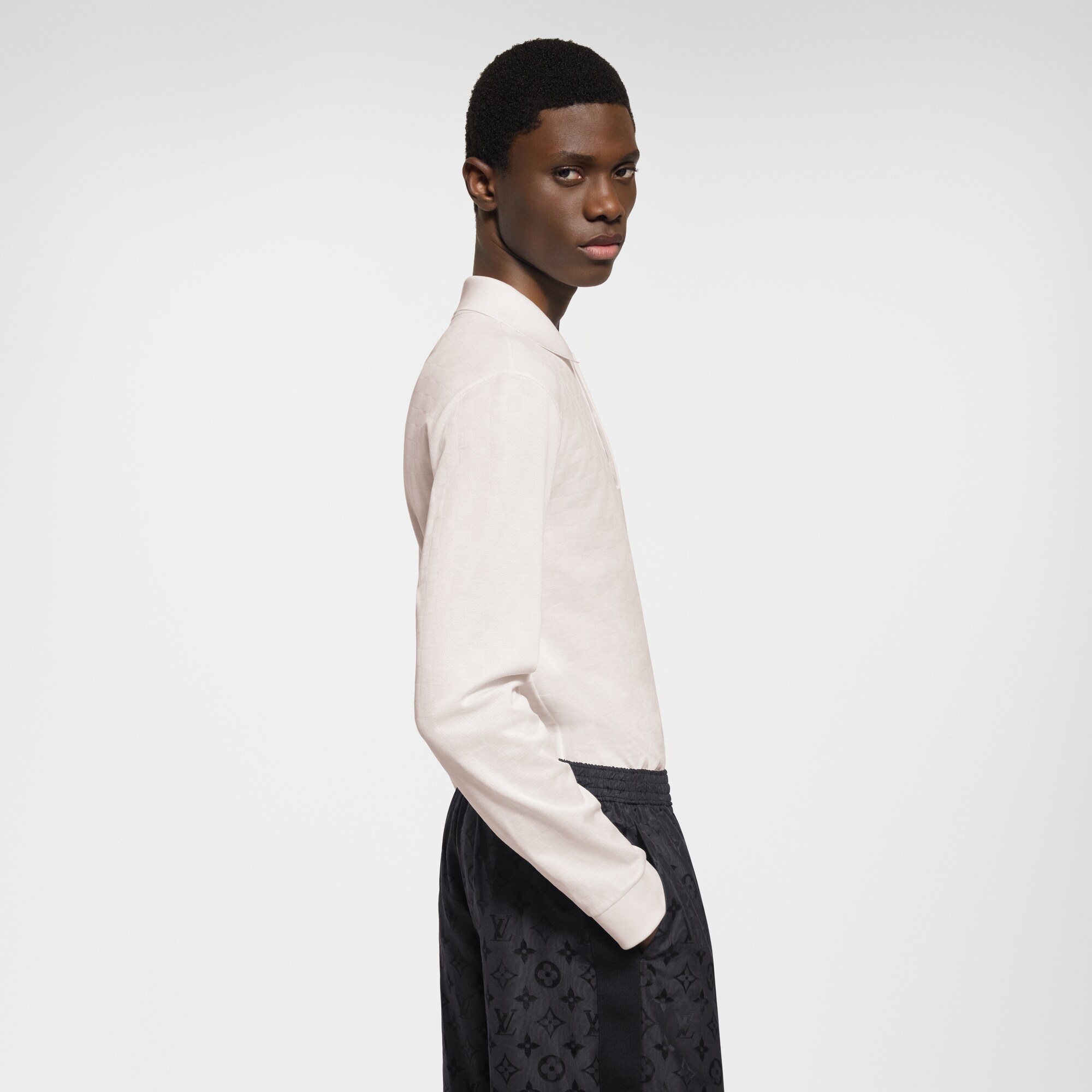 Langarm-Polohemd mit Damier-Motiv und Signatur  Herren Ready to Wear Vollständige Ready to Wear | LOUIS VUITTON (Zoom)