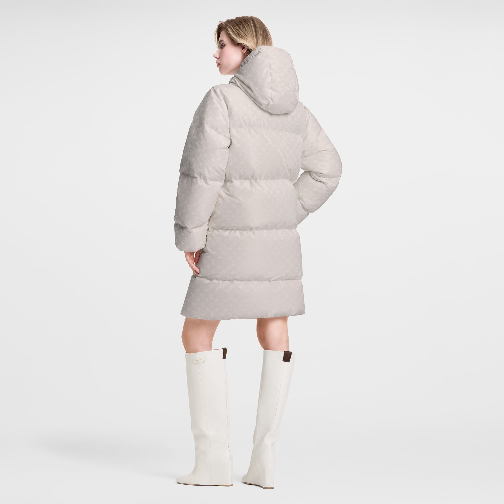 Lange Pufferjacke mit Monogram-Motiv  Damen Ready to Wear Mäntel und Jacken | LOUIS VUITTON (Zoom)