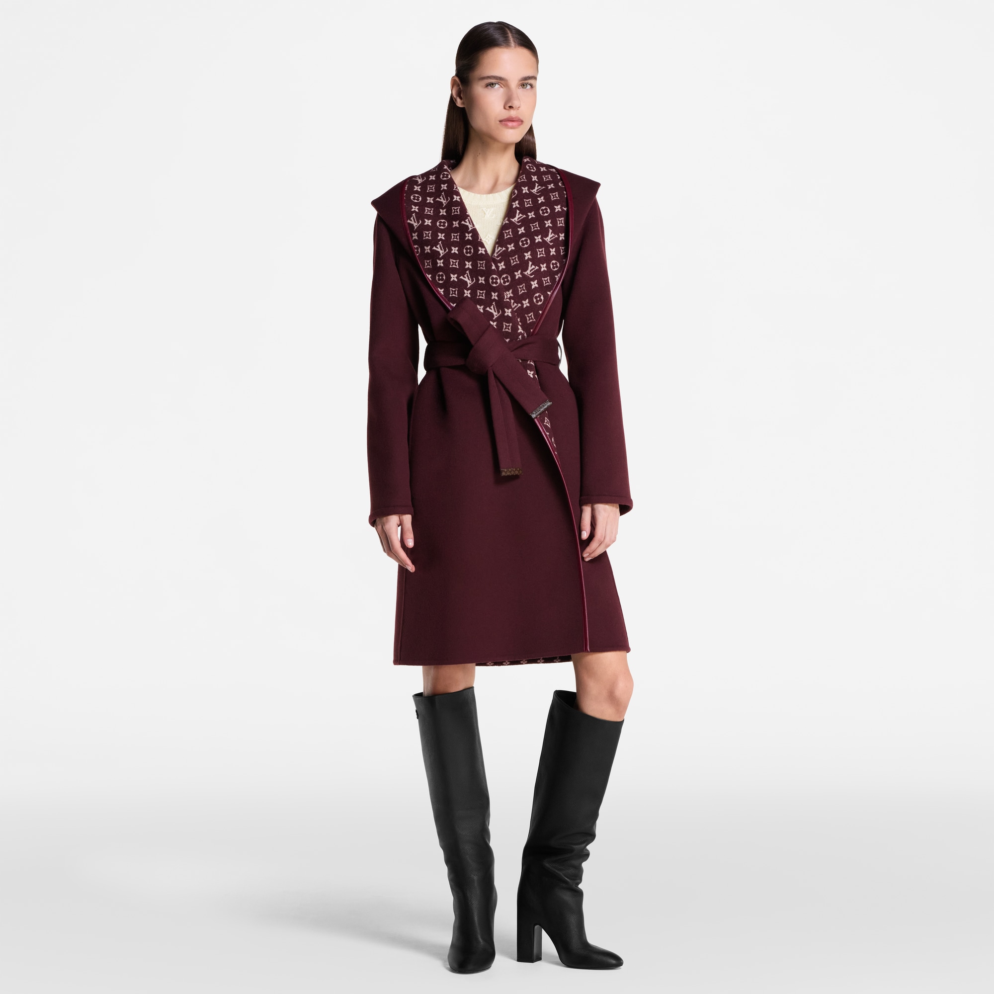 Langer Kapuzenmantel mit Wickel-Design und Signatur  Damen Ready to Wear Mäntel und Jacken | LOUIS VUITTON (Zoom)