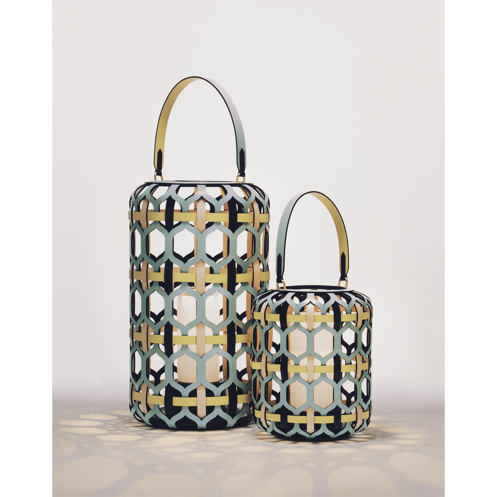 Laterne PM von Zanellato/Bortotto  Trunks, Reisen und Wohnen Wohnen und Art of Dining Louis Vuitton Objets Nomades – Die Kollektion | LOUIS VUITTON (Zoom)