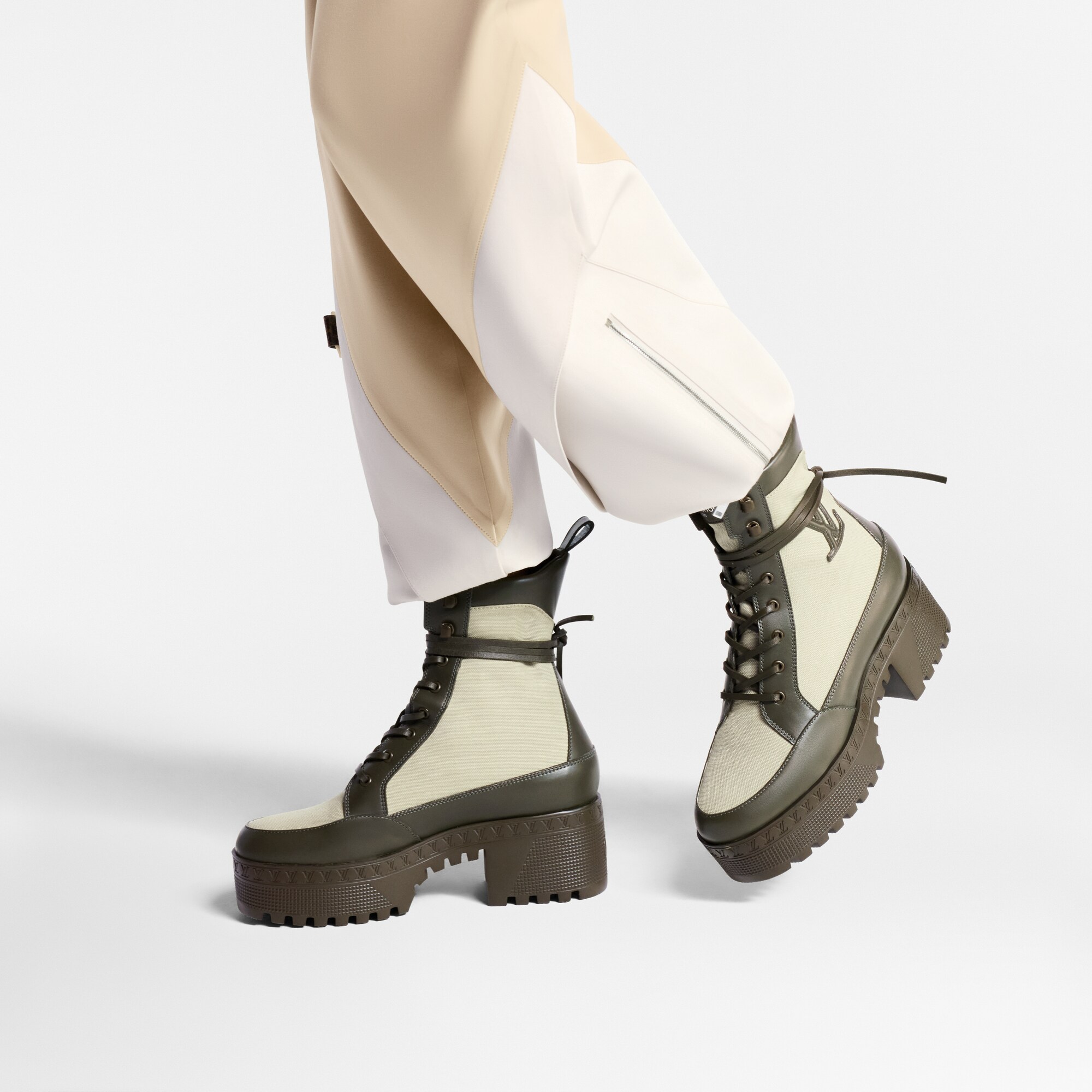 Laureate Desert Boot mit Plateausohle  Damen Schuhe Stiefel und Ankle Boots | LOUIS VUITTON (Zoom)