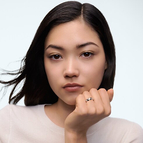 Le Damier de Louis Vuitton mittelgroßer Ring, Roségold und Diamanten Schmuck Kategorien Ringe | LOUIS VUITTON (Zoom)