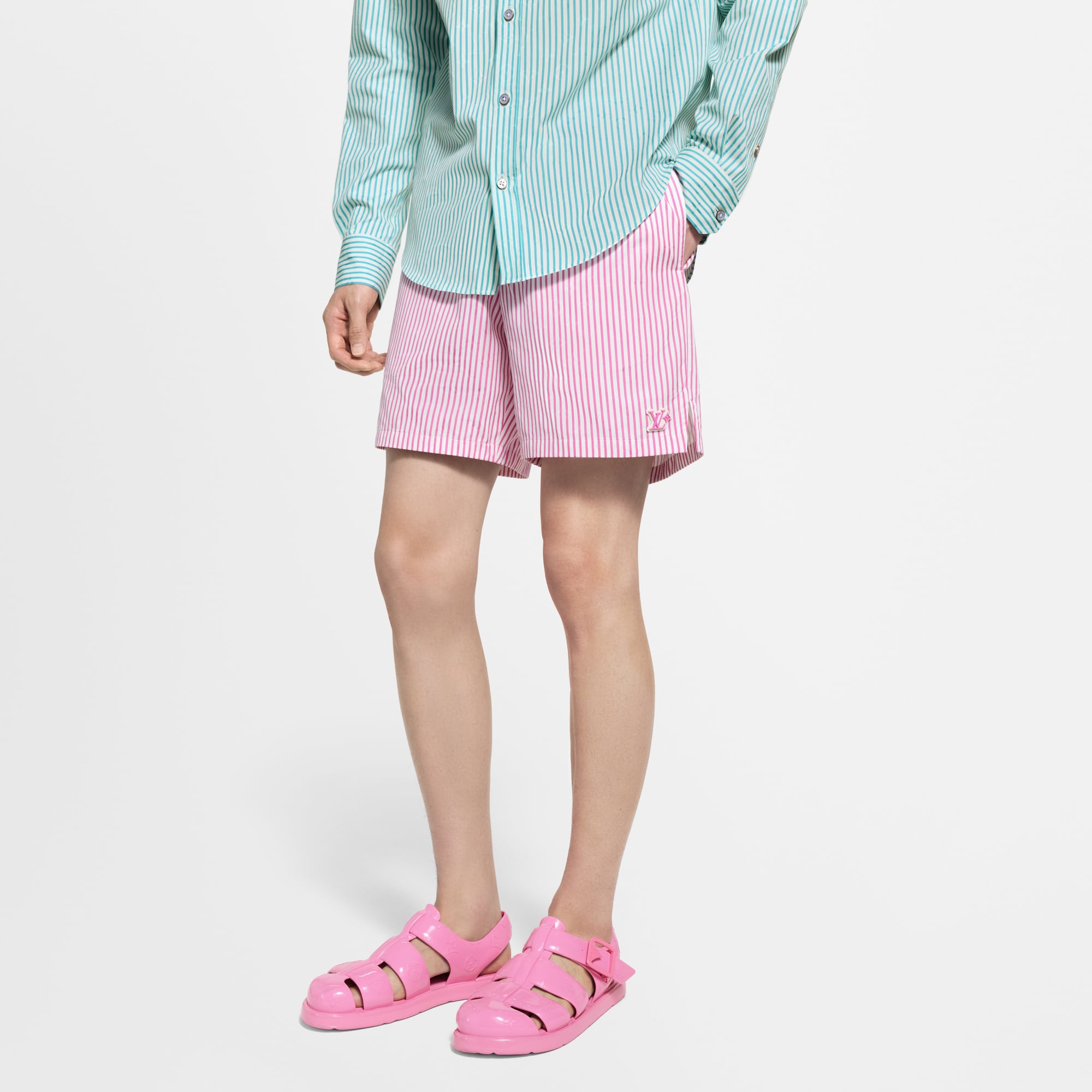 Legere Shorts mit Streifen und Monogram-Motiv  Herren Ready to Wear Hosen | LOUIS VUITTON (Zoom)